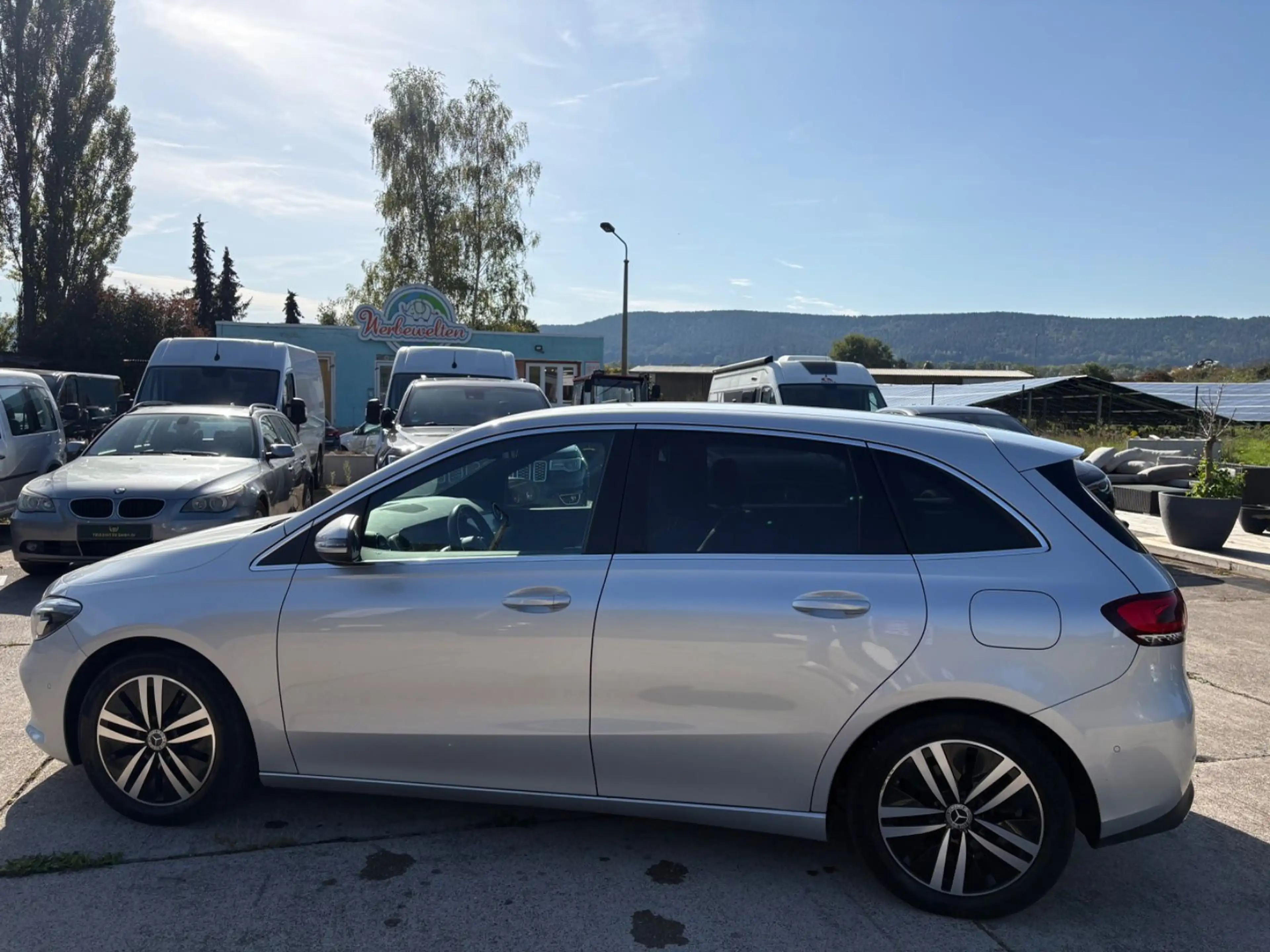 Mercedes-Benz B 220 d Automatik LED Navi Leder Kamera DAB — photo 8