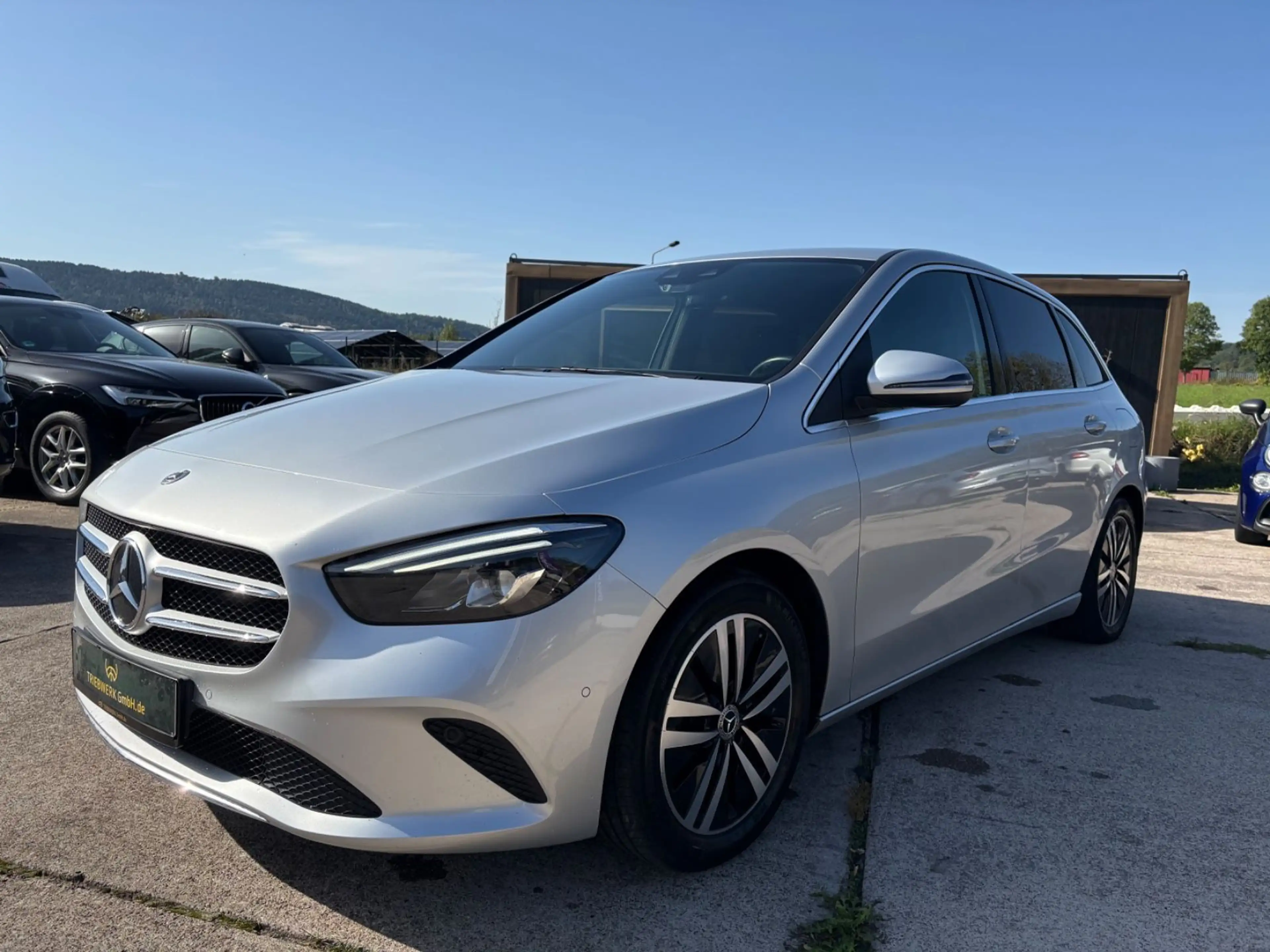 Mercedes-Benz B 220 d Automatik LED Navi Leder Kamera DAB