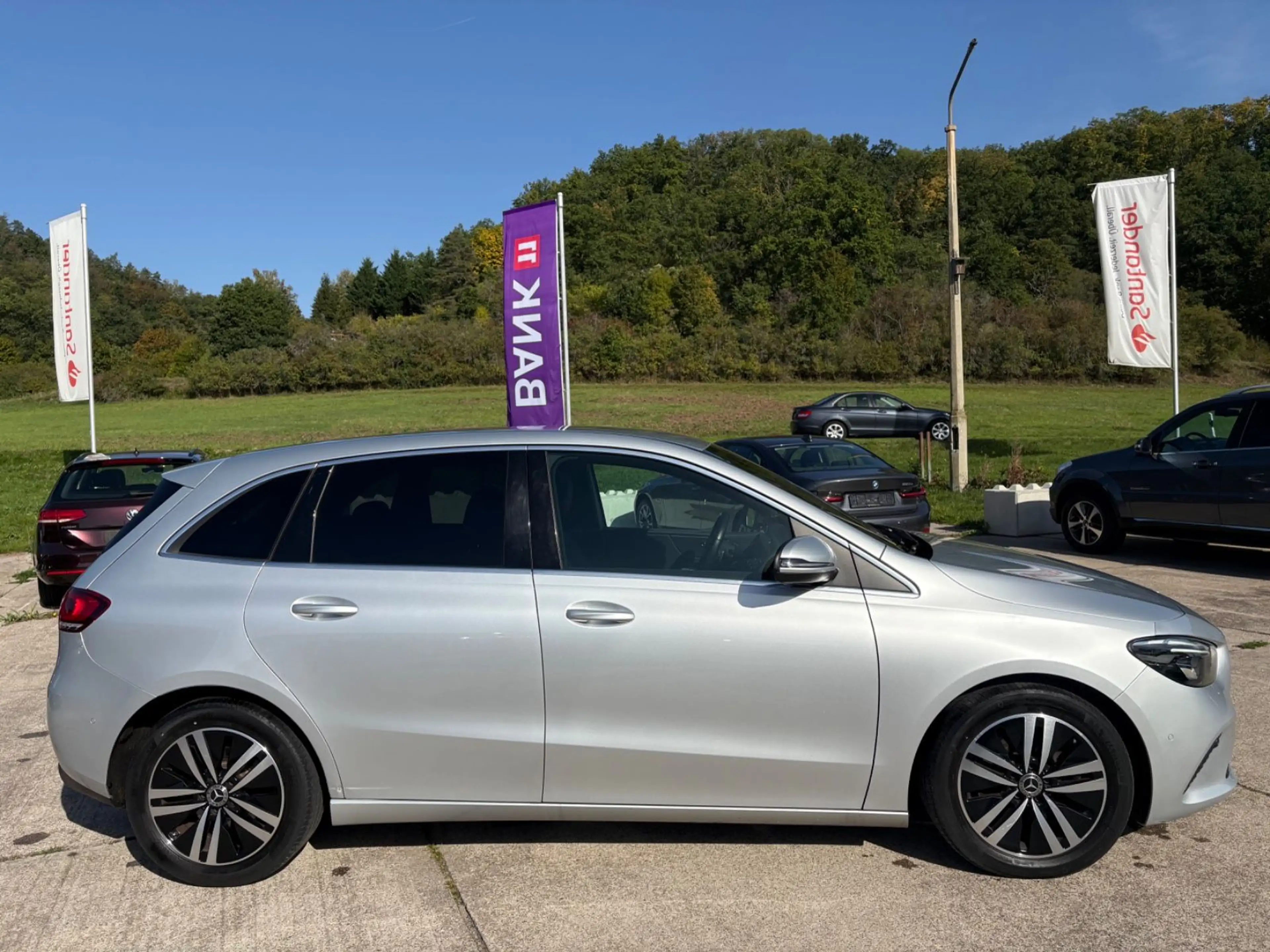 Mercedes-Benz B 220 d Automatik LED Navi Leder Kamera DAB — photo 4