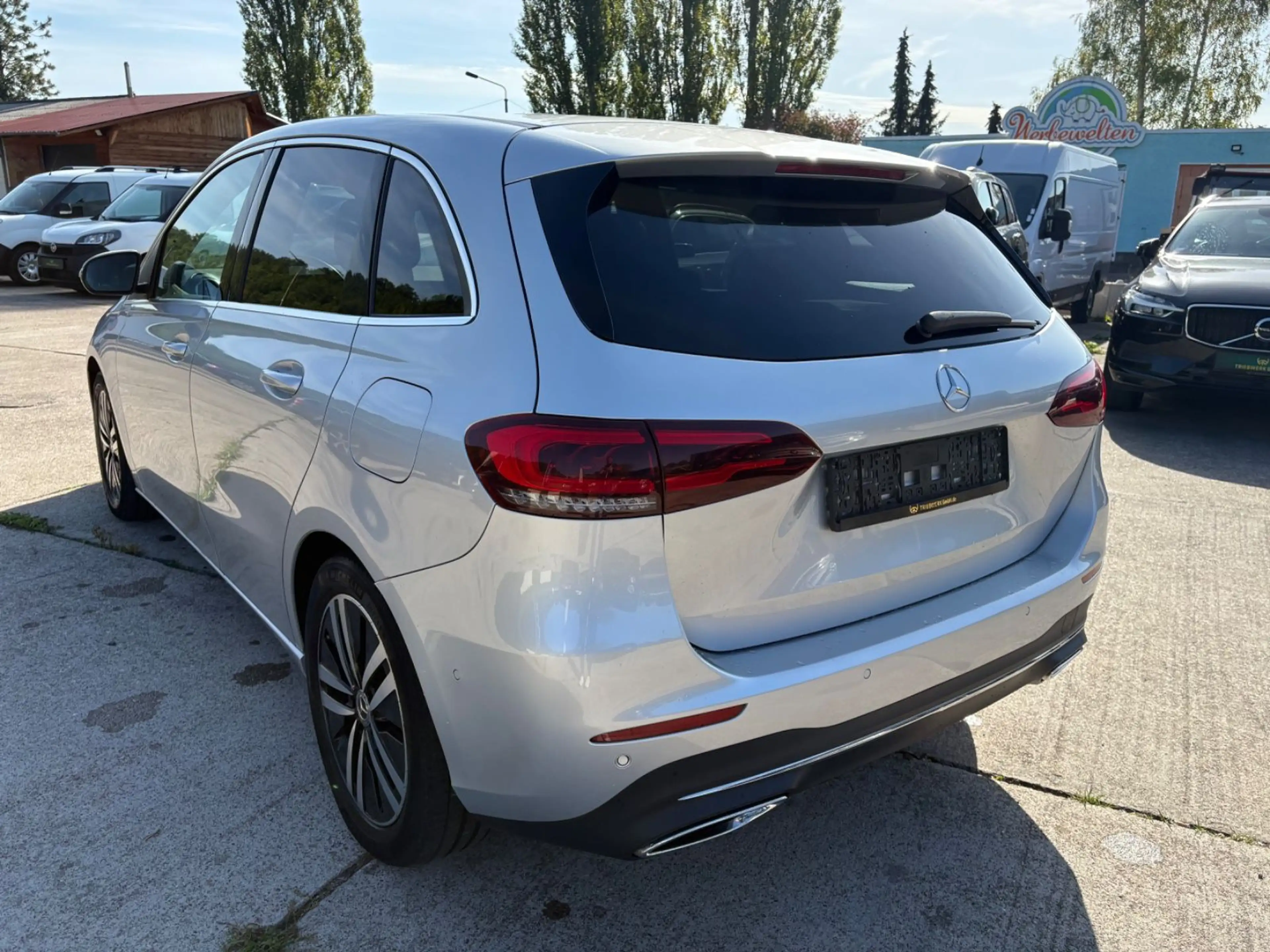 Mercedes-Benz B 220 d Automatik LED Navi Leder Kamera DAB — photo 7