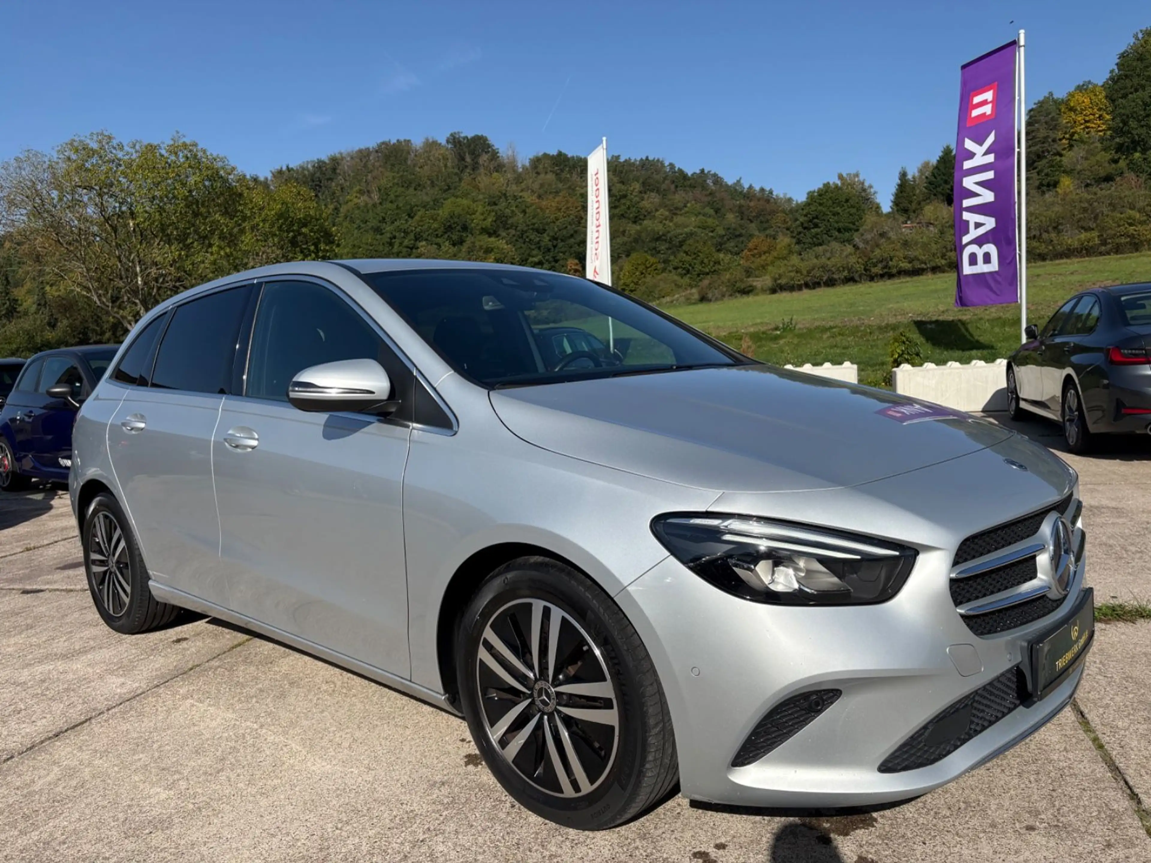Mercedes-Benz B 220 d Automatik LED Navi Leder Kamera DAB — photo 3