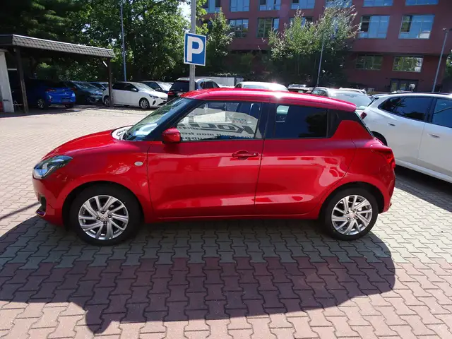 Suzuki Swift view 3