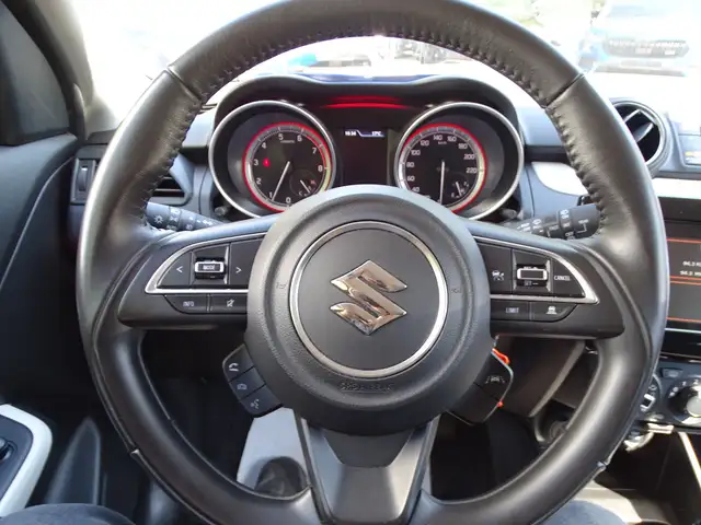 Suzuki Swift view 11