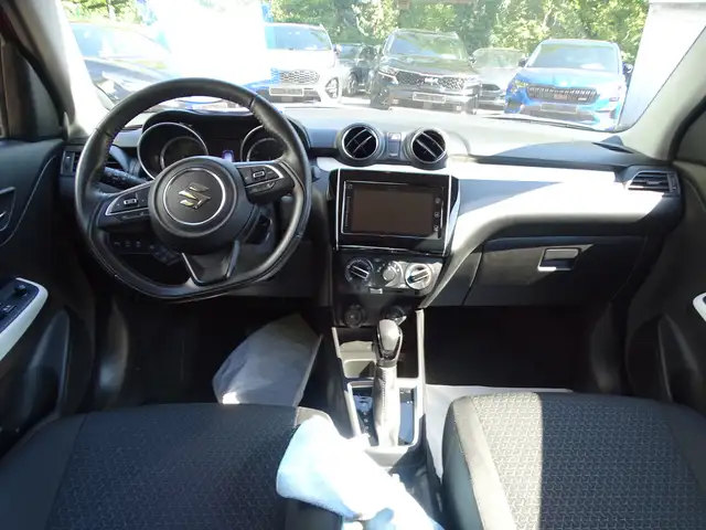 Suzuki Swift view 8