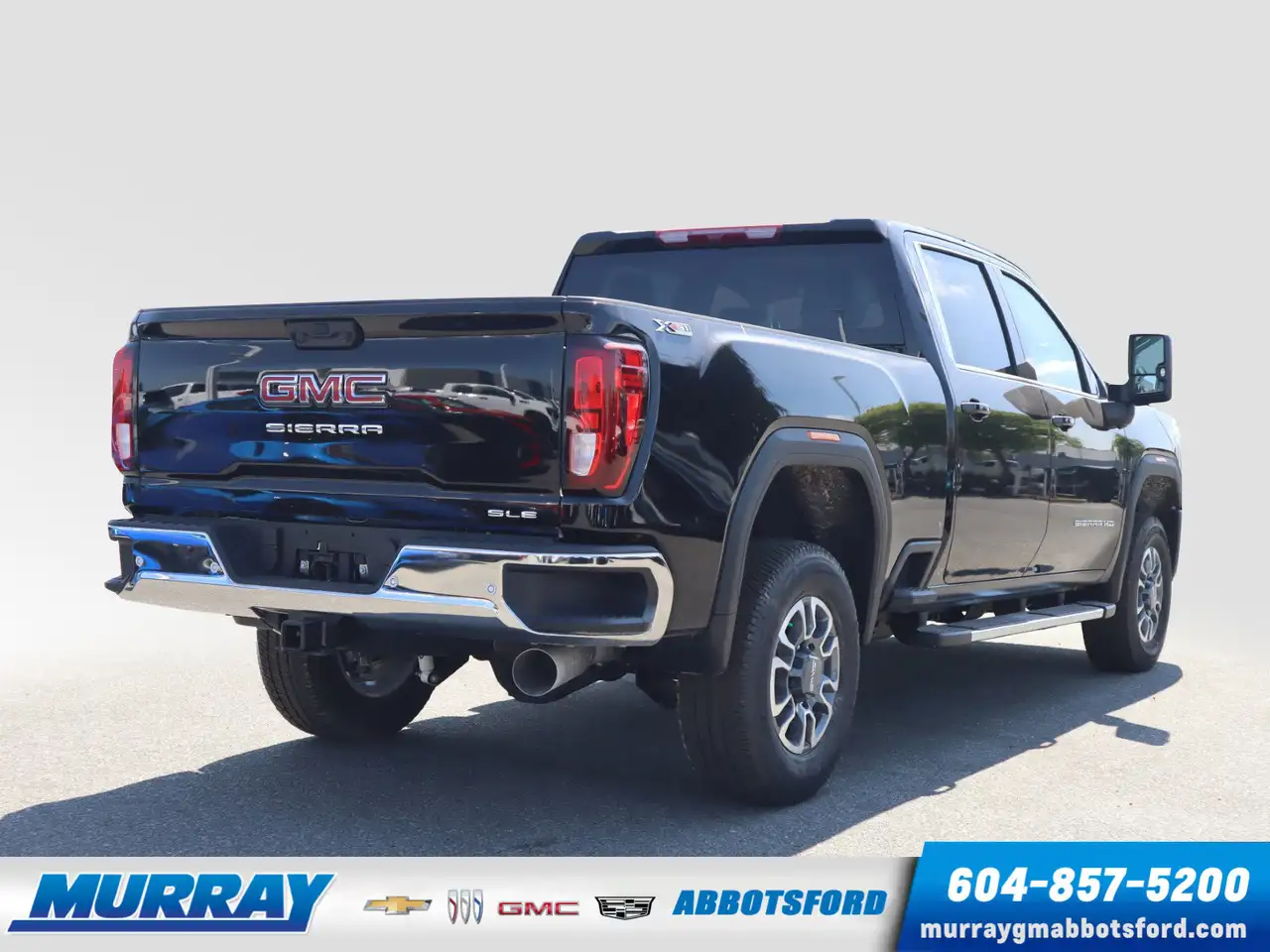 GMC Sierra 3500HD снимка GMC Sierra 3500HD