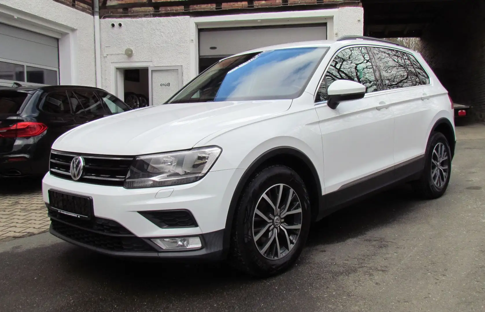 Volkswagen Tiguan 2.0 TDI DSG  **Comfortline**AHK/Navi/Alca Weiß - 1
