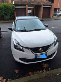 1.2h B-Top, sportiva con Tetto e Cerchi Neri