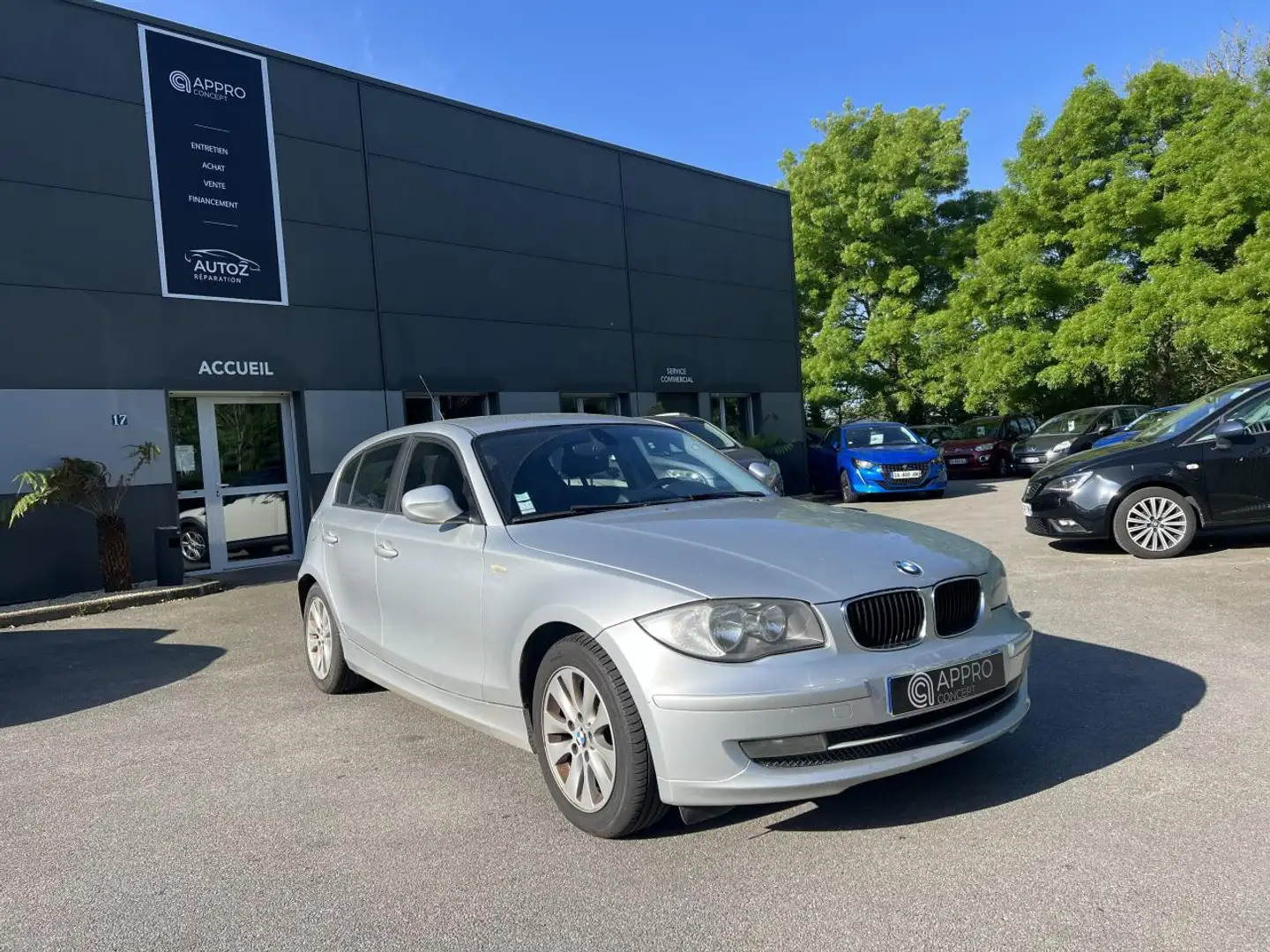 BMW 118 118d  BERLINE E87 LCI Confort PHASE 2 Gris - 2