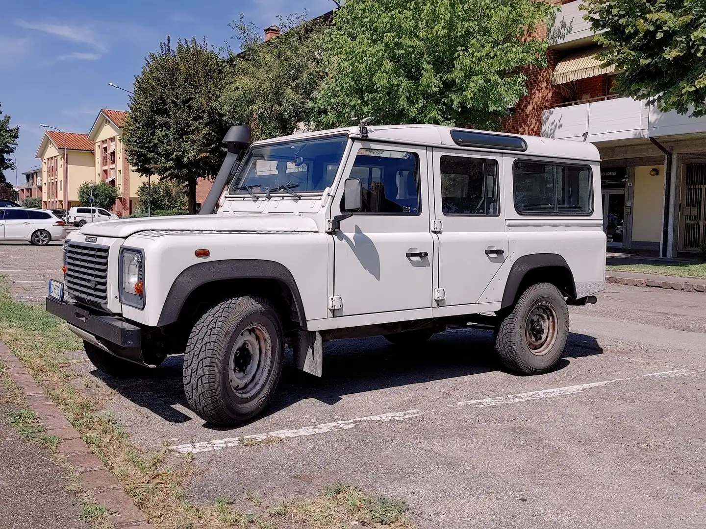 Land Rover Defender Defender SW 110 2.5 td5 Bianco - 1
