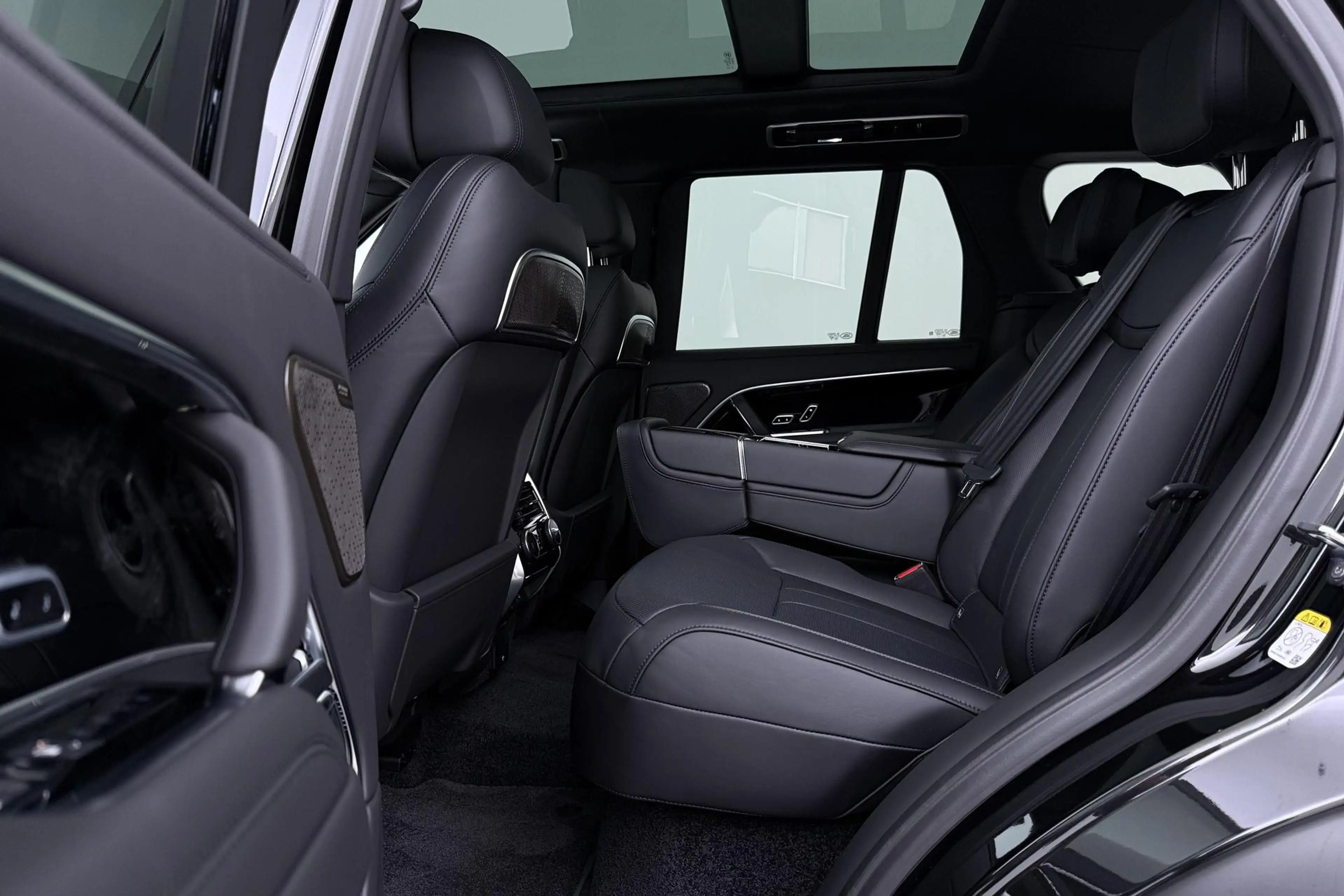 Land Rover Range Rover 3.0 P550e Autobiography | Meridian Signature | Cle — photo 14