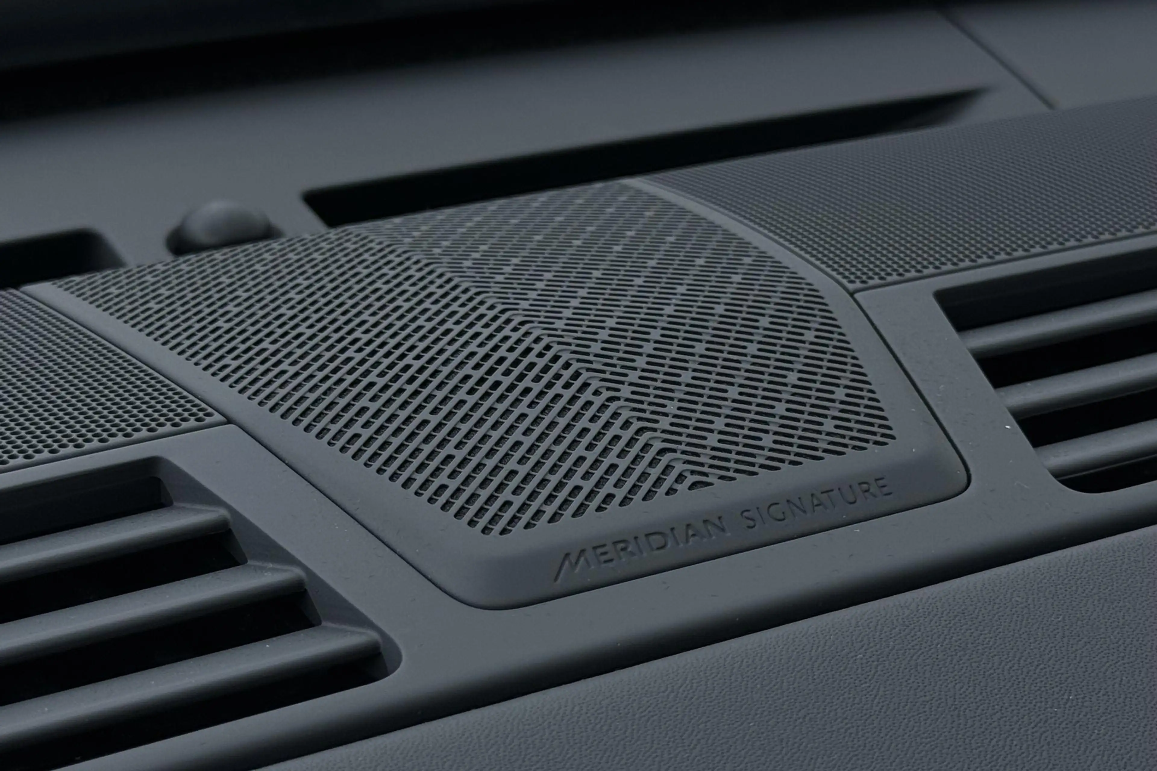 Land Rover Range Rover 3.0 P550e Autobiography | Meridian Signature | Cle — photo 13