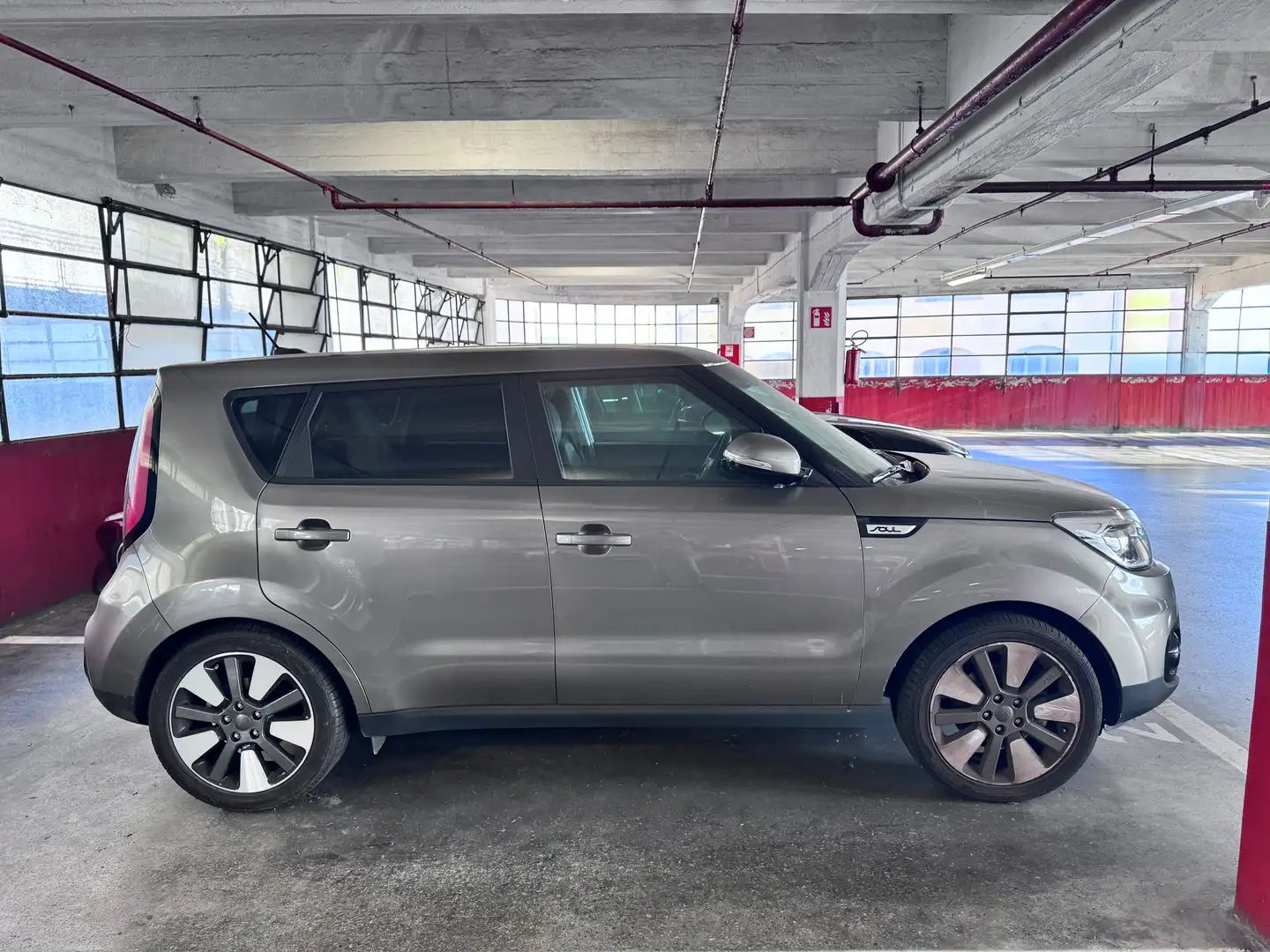 Kia Soul Soul 1.6 gdi 16v Your Soul Design your Soul my17 Šedá - 2