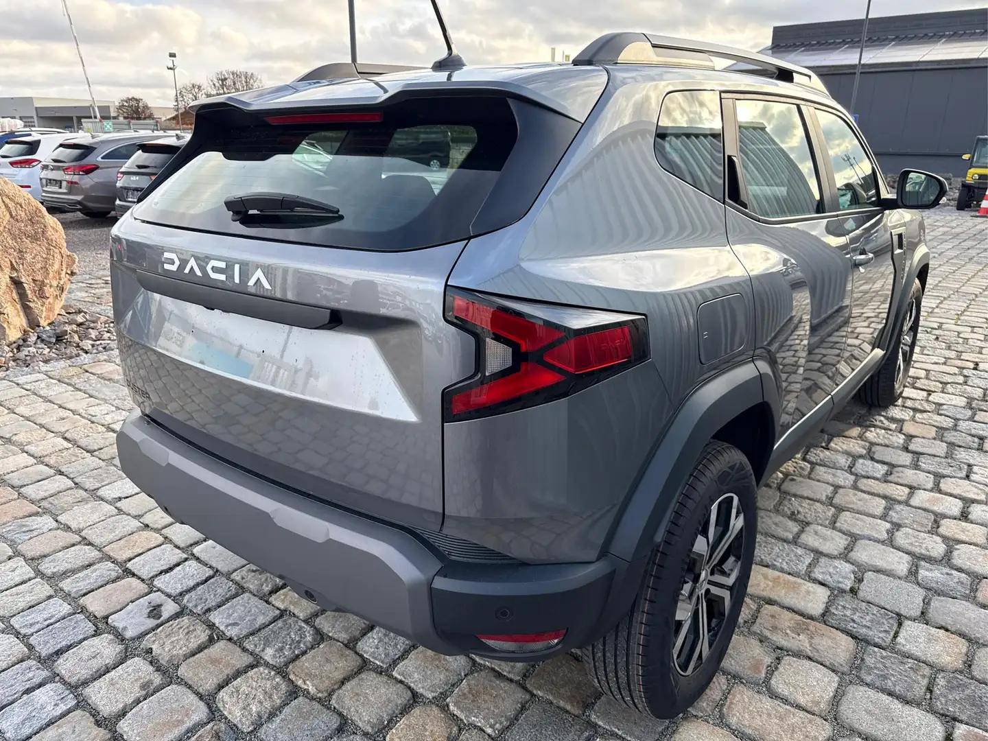 Dacia Duster Expression 1,2 TCe 96 KW (130 PS)-Sitzheizung-R... Grau - 2