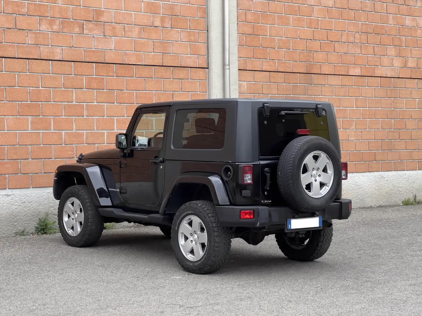 Jeep Wrangler Wrangler III 2007 3p 2.8 crd Sahara auto dpf Nero - 2