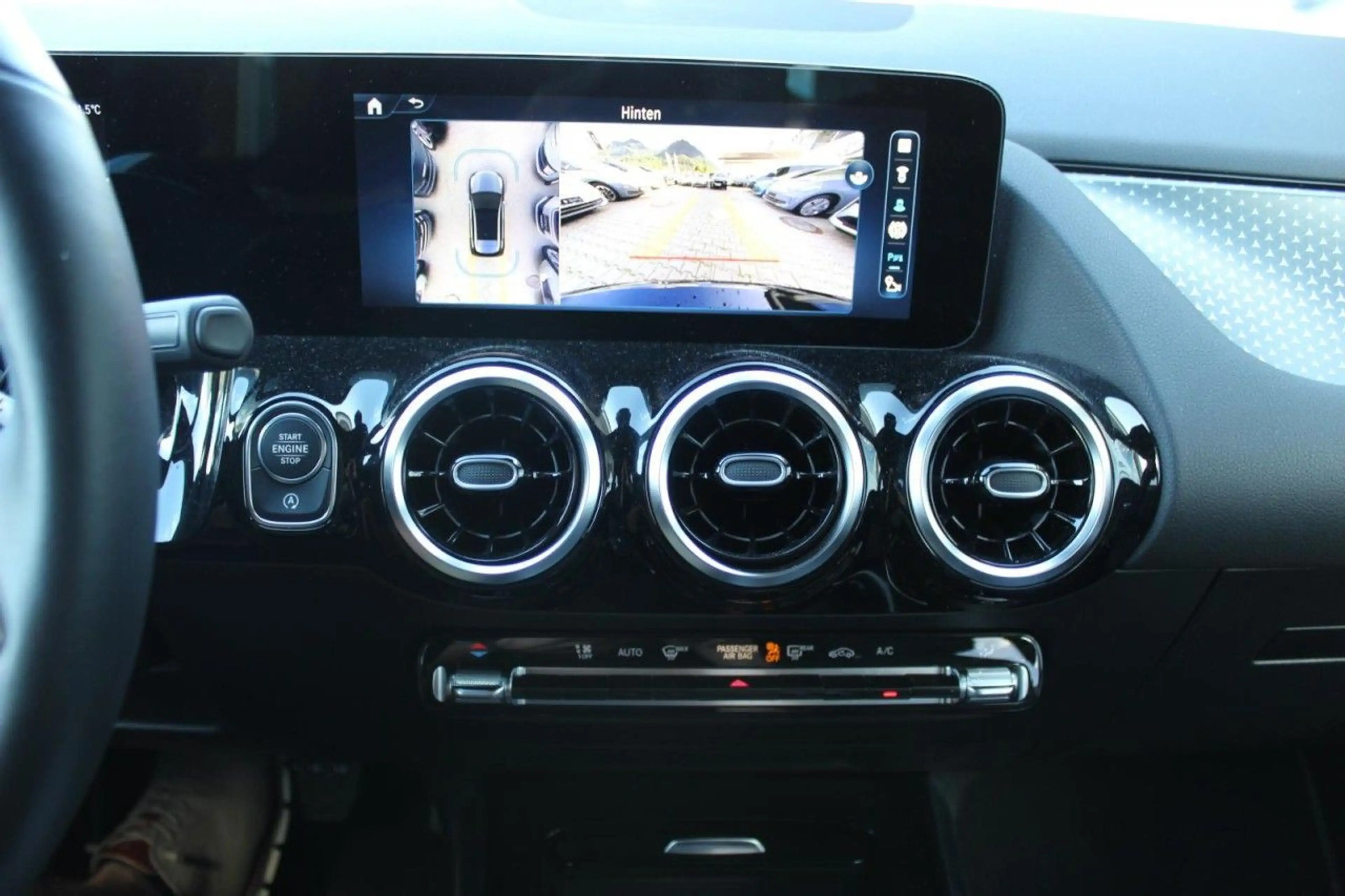 Mercedes-Benz B 220 4Matic Advanced Kamera 360 Navi SHZ LED Klima — photo 15