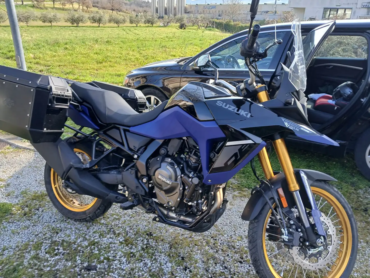 Suzuki V-Strom 800DE Noir - 1