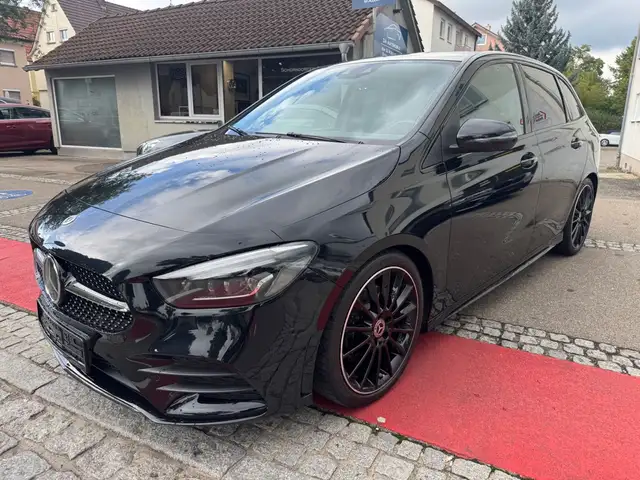 Mercedes-Benz B 220 AMG 4 Matic / Pano./ LED/Nightpaket