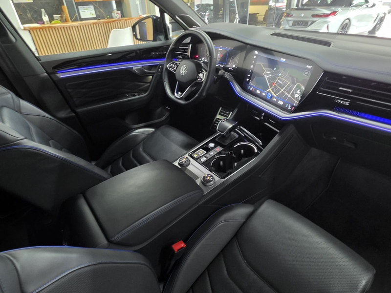 Volkswagen Touareg R 4M eHybrid*PANO*HuD*MATRIX-LED*AHK* — photo 15