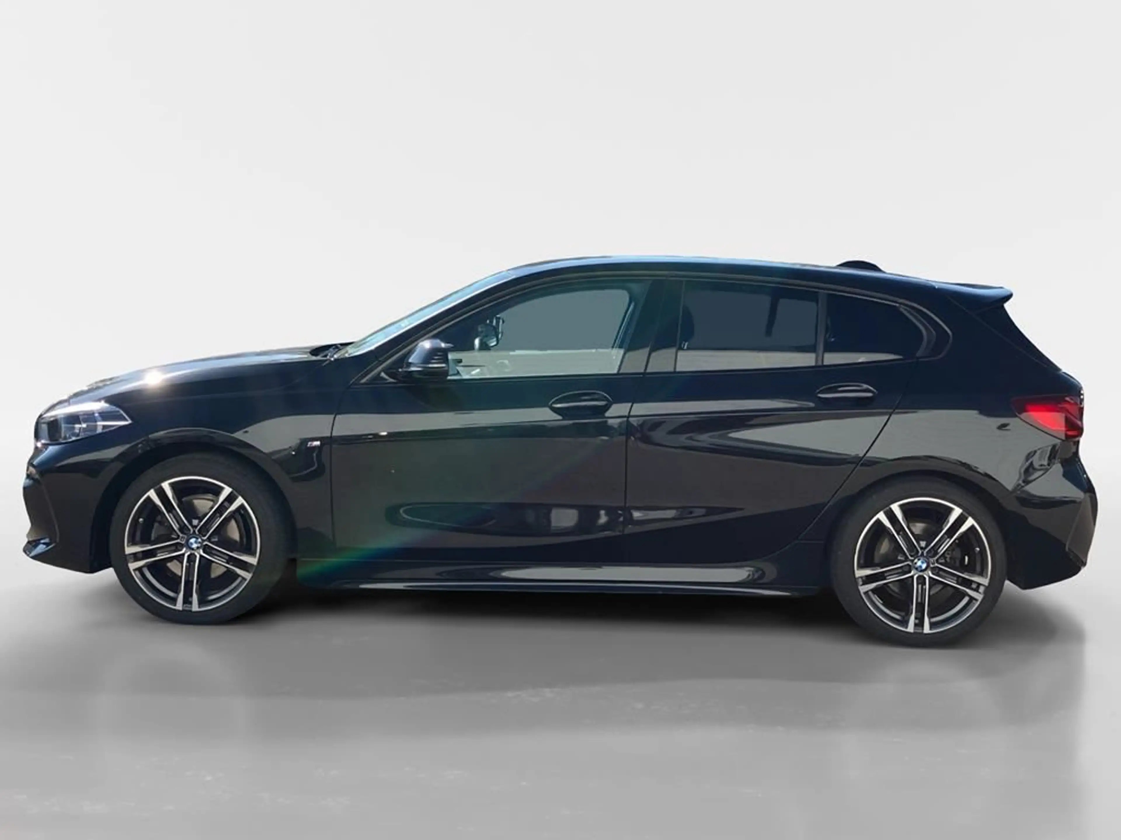 BMW 118 M Sport — photo 4