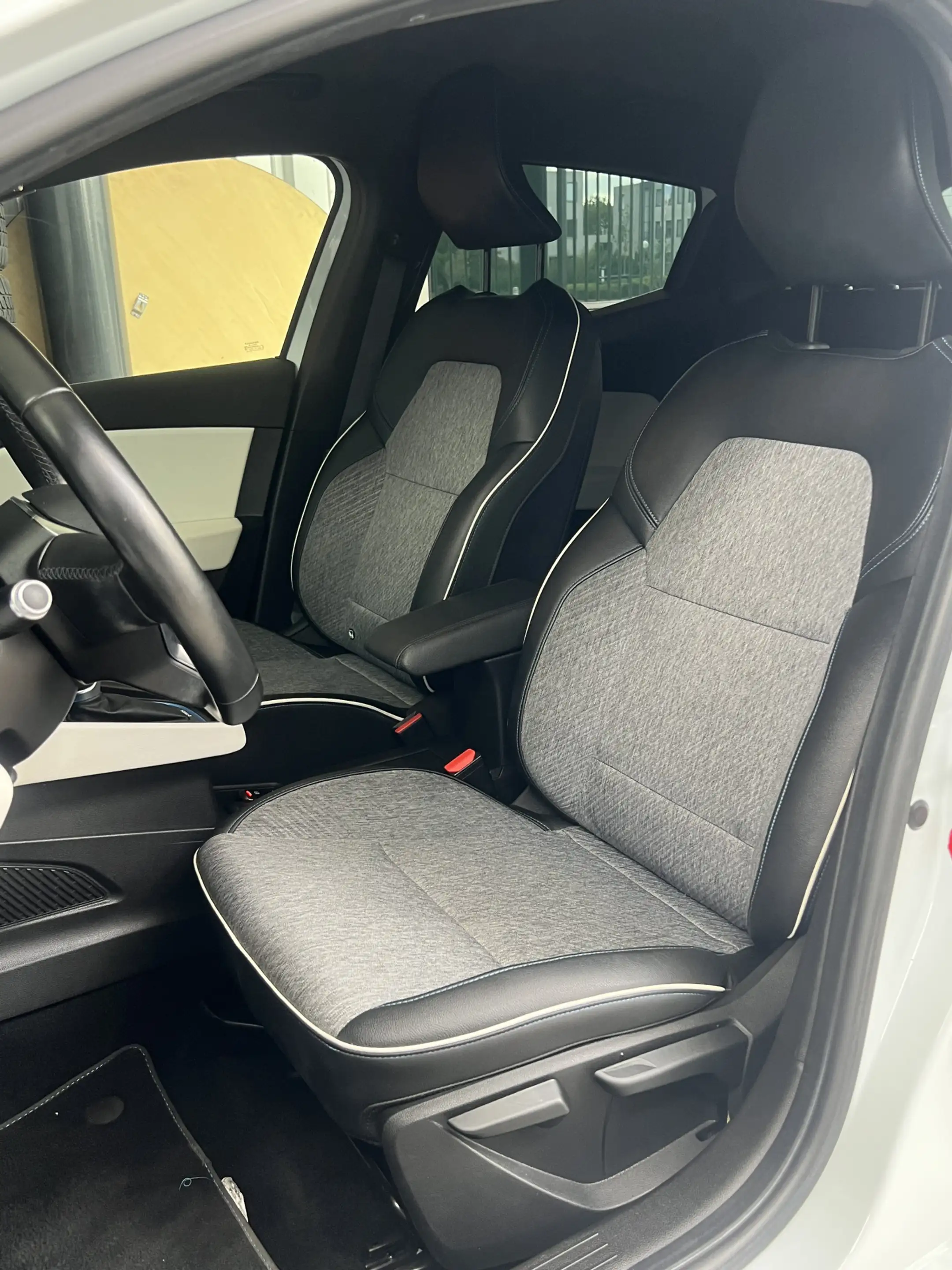 Renault Clio 1.6 E-Tech Hybrid 140 Zen | AUTOMAAT | CAMERA | CA — photo 10