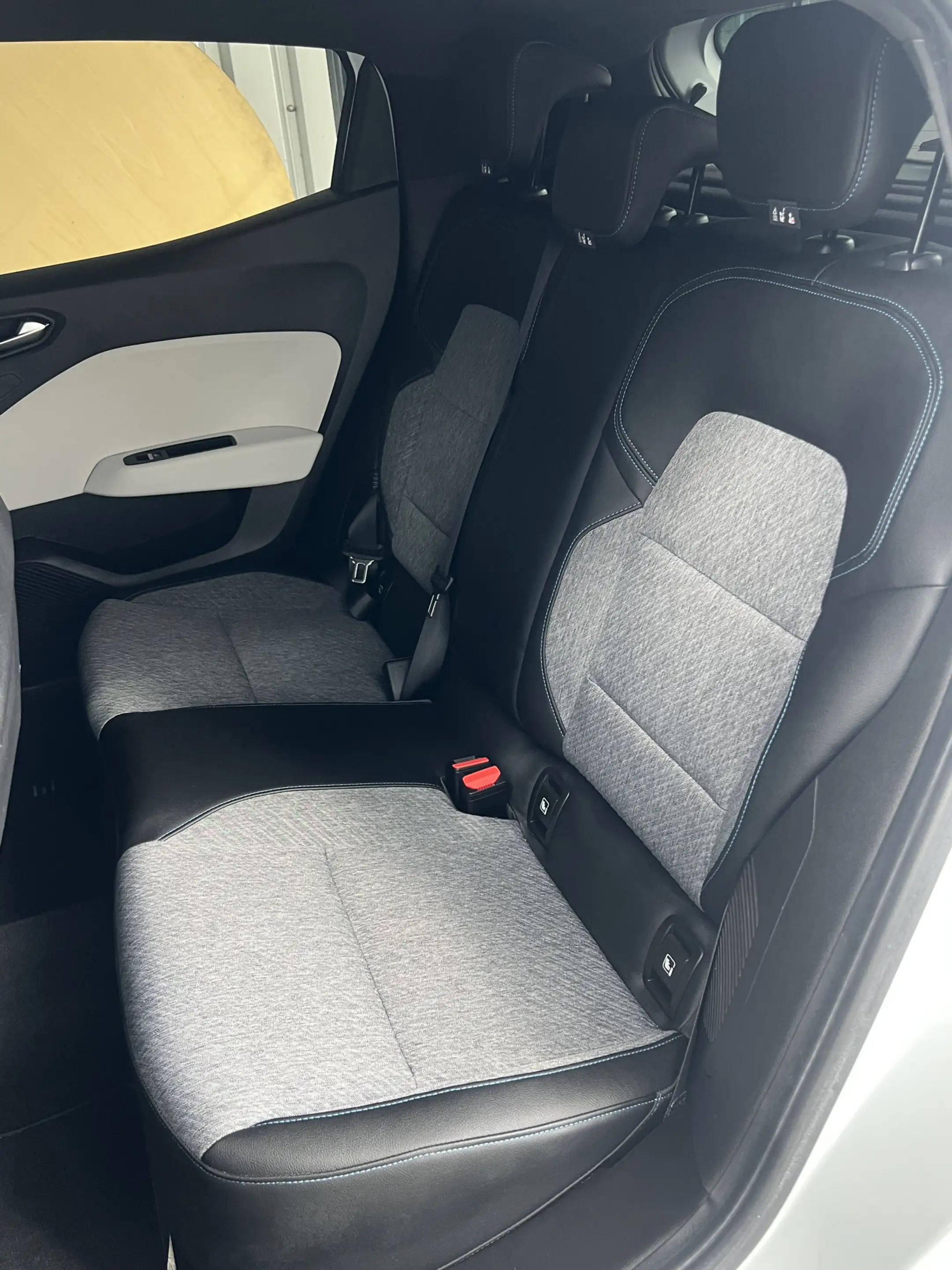Renault Clio 1.6 E-Tech Hybrid 140 Zen | AUTOMAAT | CAMERA | CA — photo 11