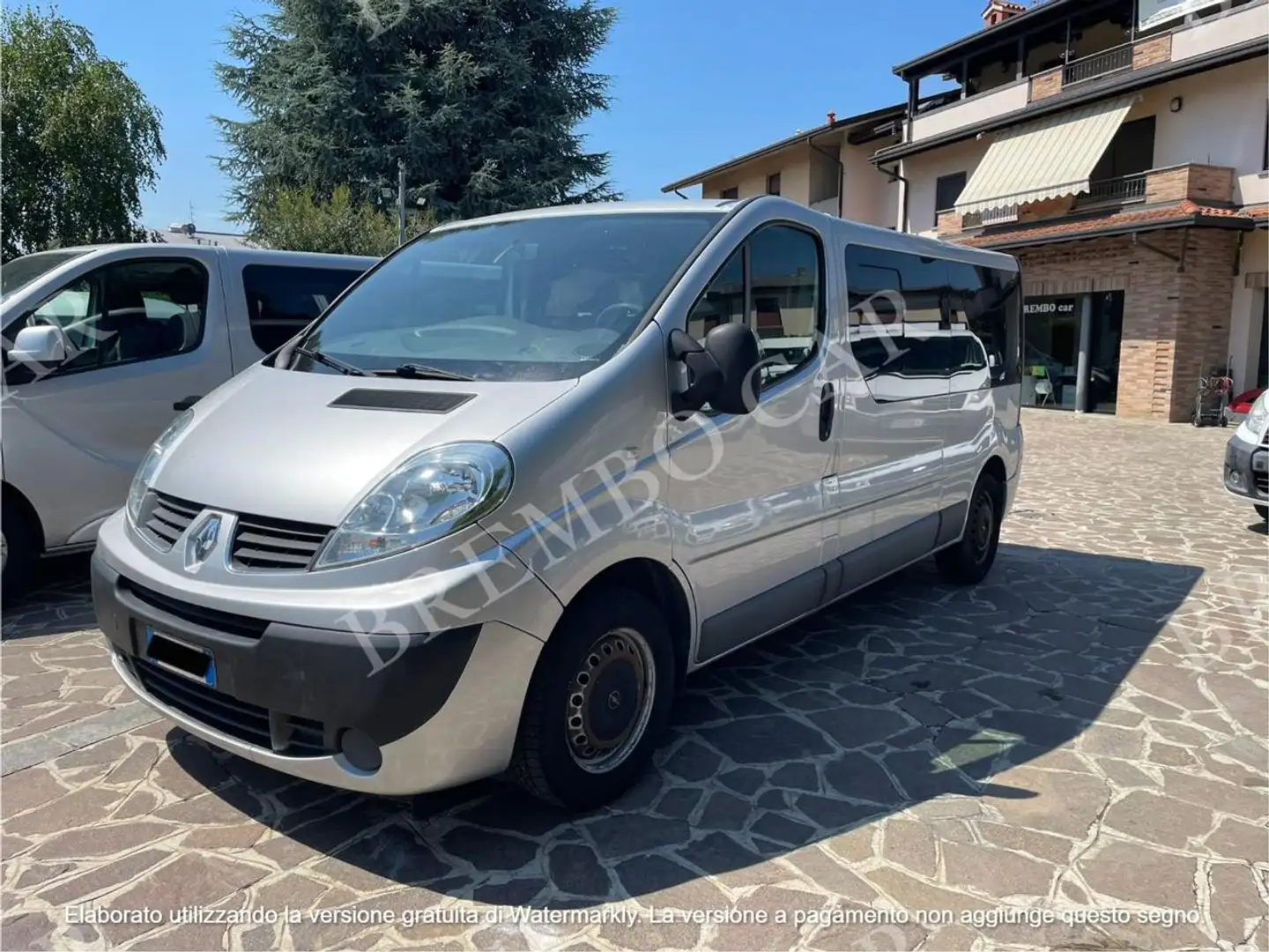 Renault Trafic T29 2.0 dCi/115 PL-TN Passenger Grand Black Ed. DP Grigio - 1
