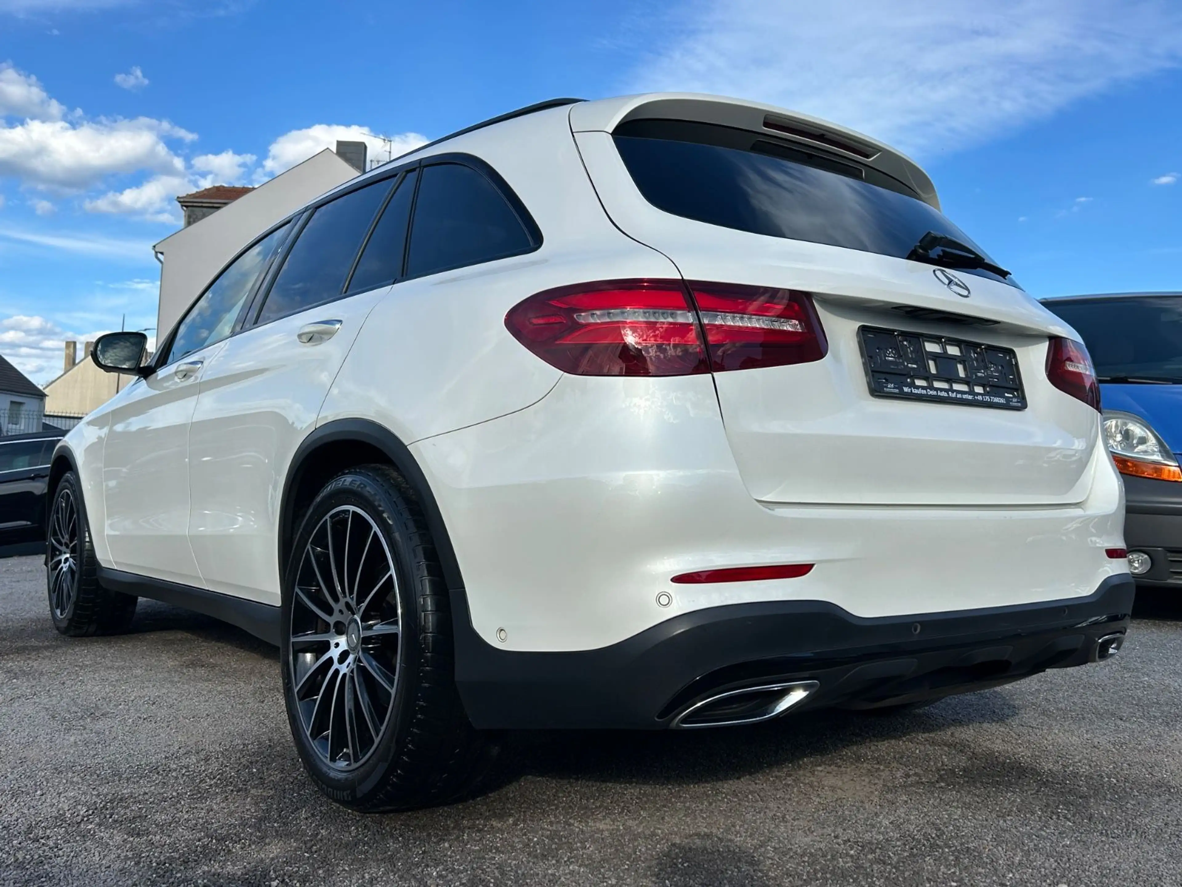 Mercedes-Benz GLC 250 AMG 4MATIC HUD + PANO + AHK + STANDHZ — photo 7
