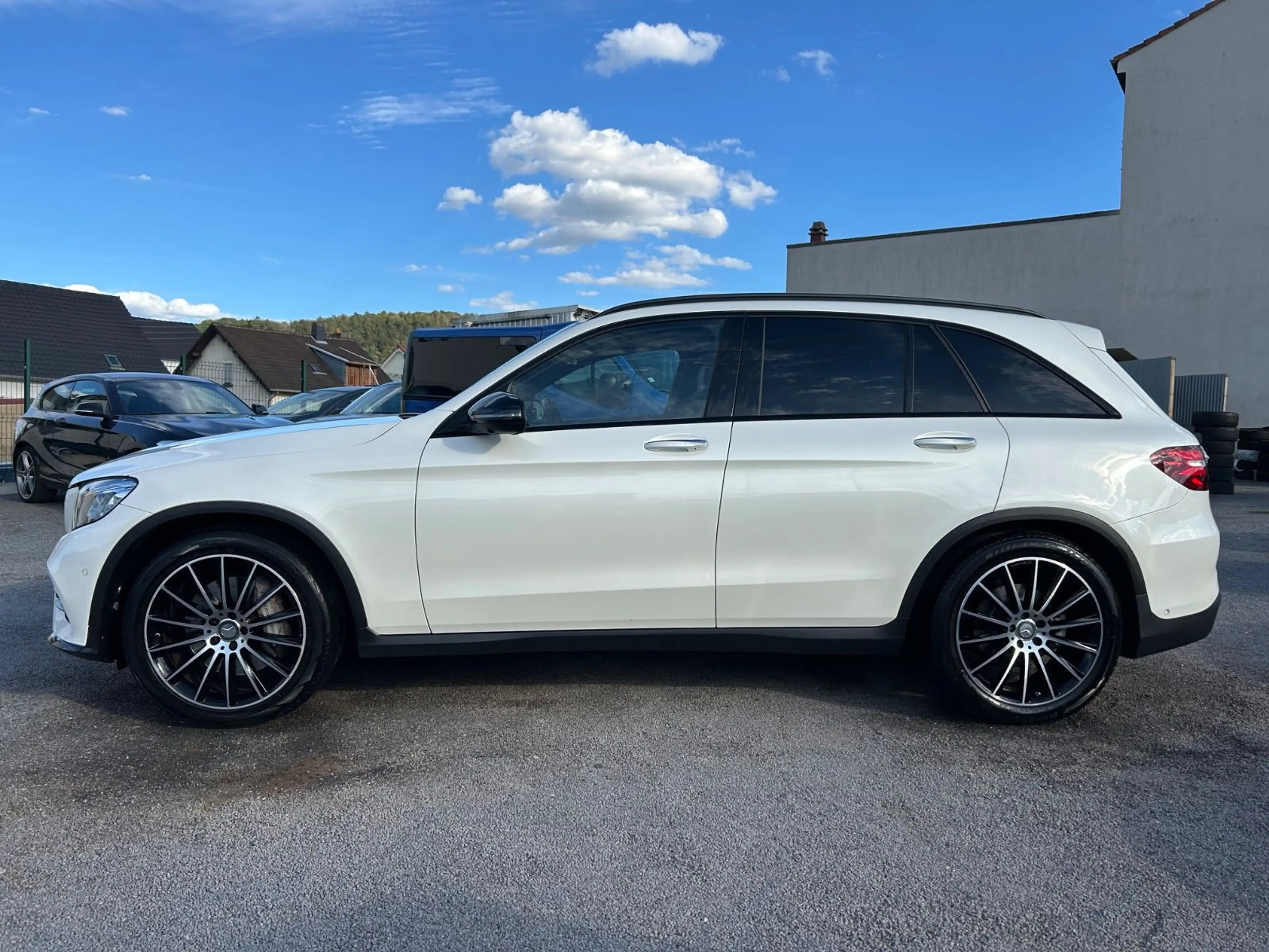 Mercedes-Benz GLC 250 AMG 4MATIC HUD + PANO + AHK + STANDHZ — photo 8
