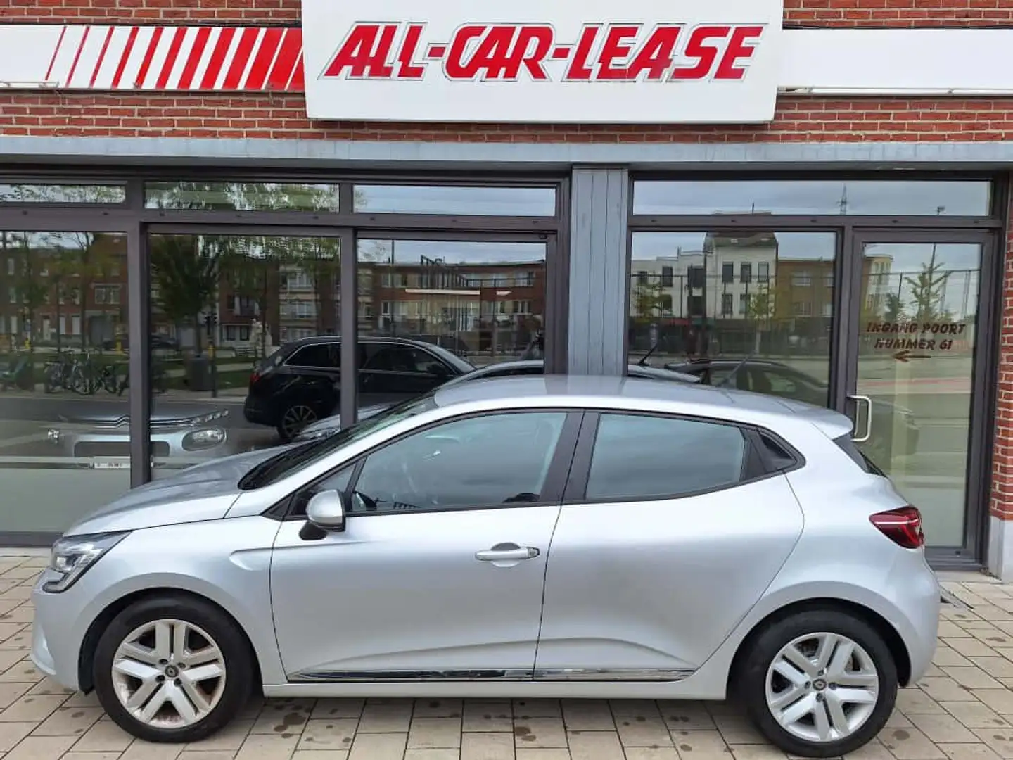 Renault Clio Zen Blue dCi Silber - 1