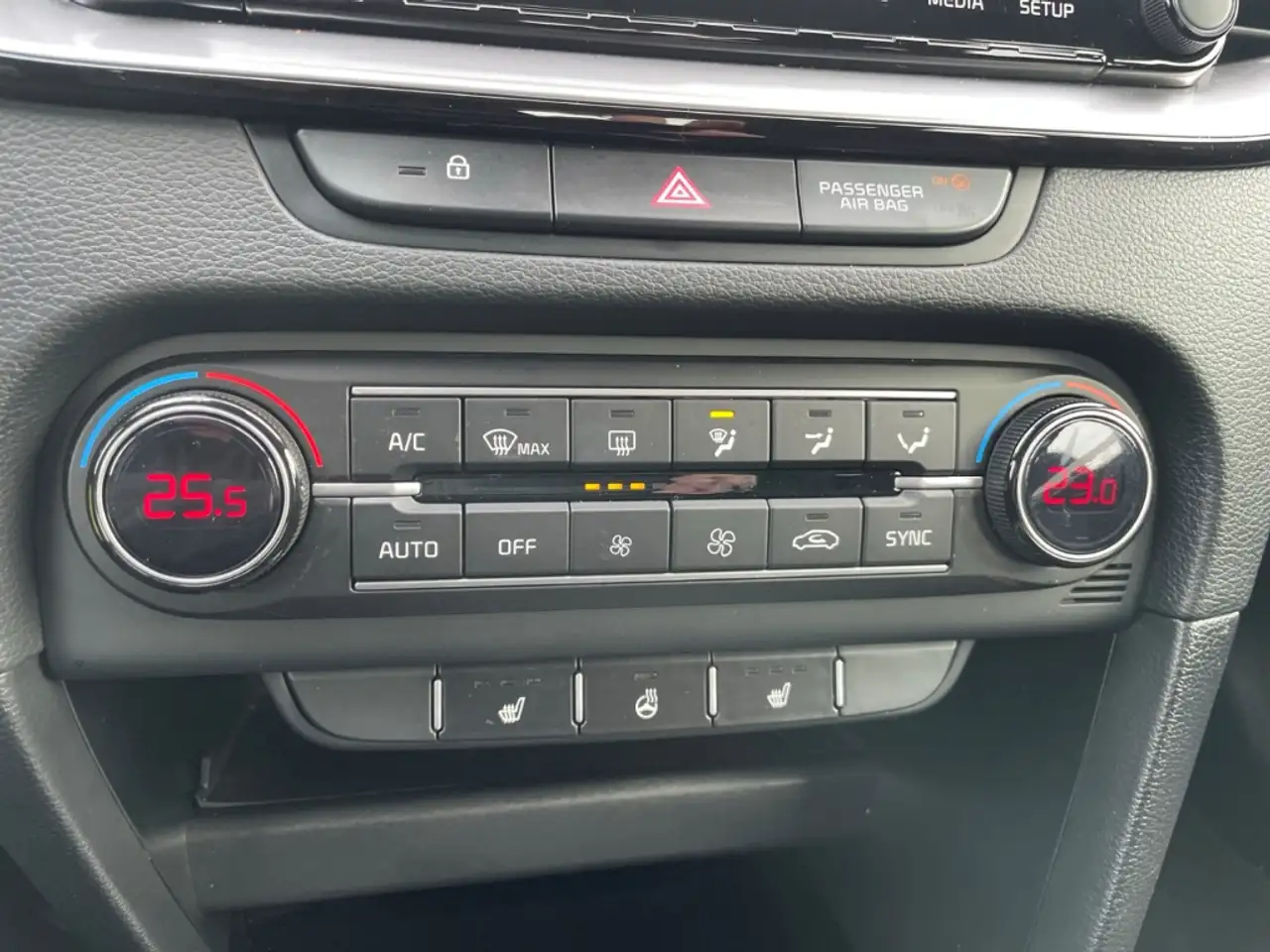 Kia Ceed / cee'd Sportswagon Vision AT Navi PDC Kamera Digitales Co 25