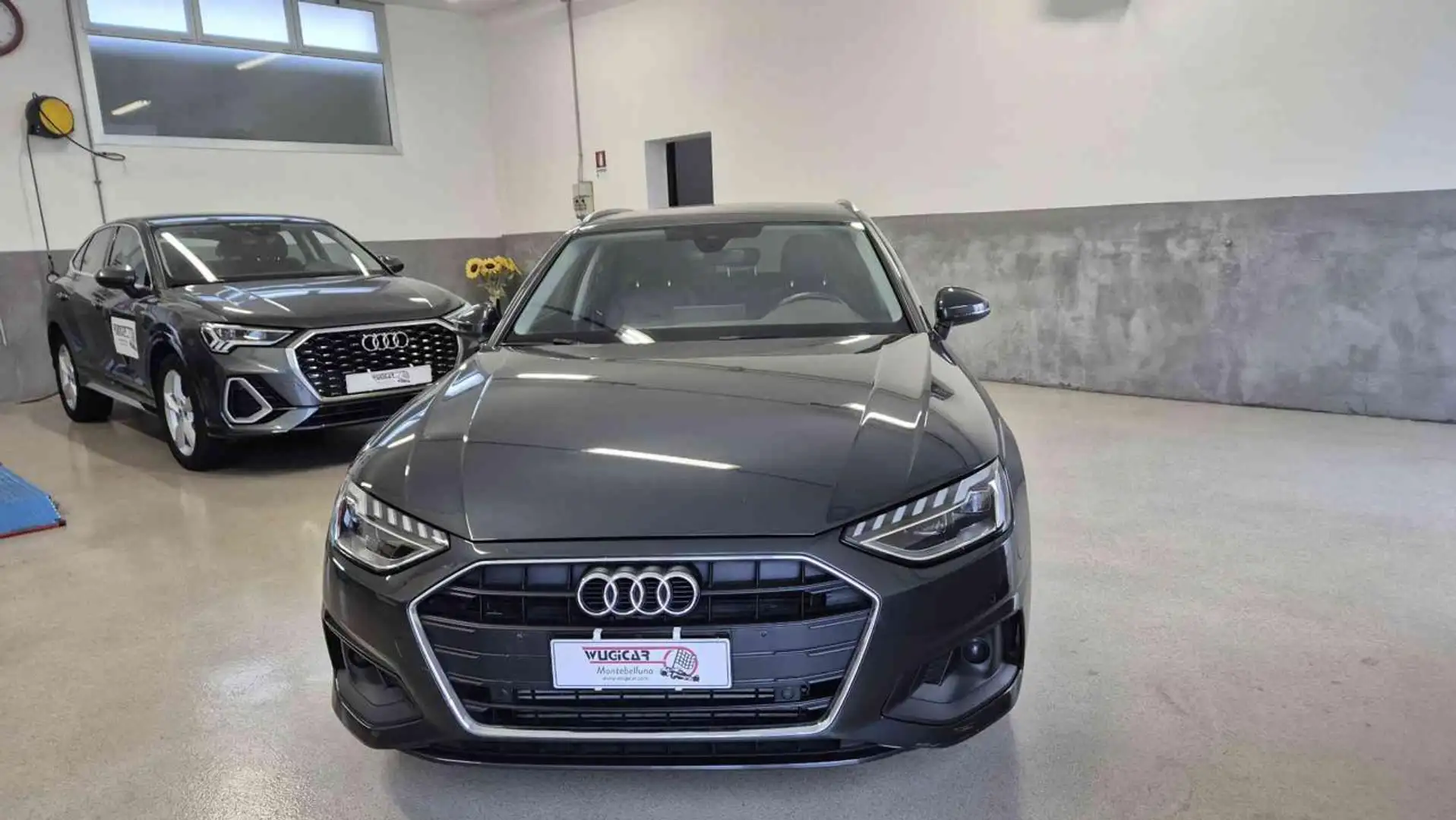 Audi A4 Avant 35 TFSI S tronic benzina hybrid Grau - 1