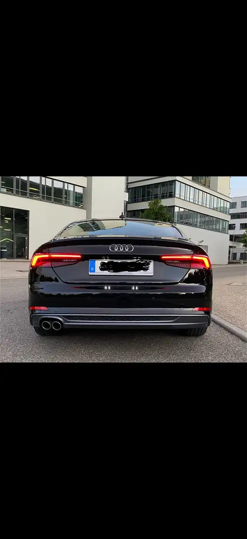 Audi A5 Sportback 2.0 TDI S-line Schwarz - 1