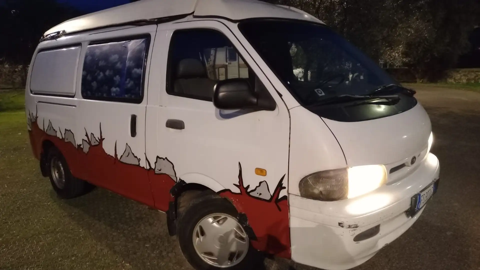 Kia Pregio Camperizzato La Strada con tetto a soffietto Rosso - 2
