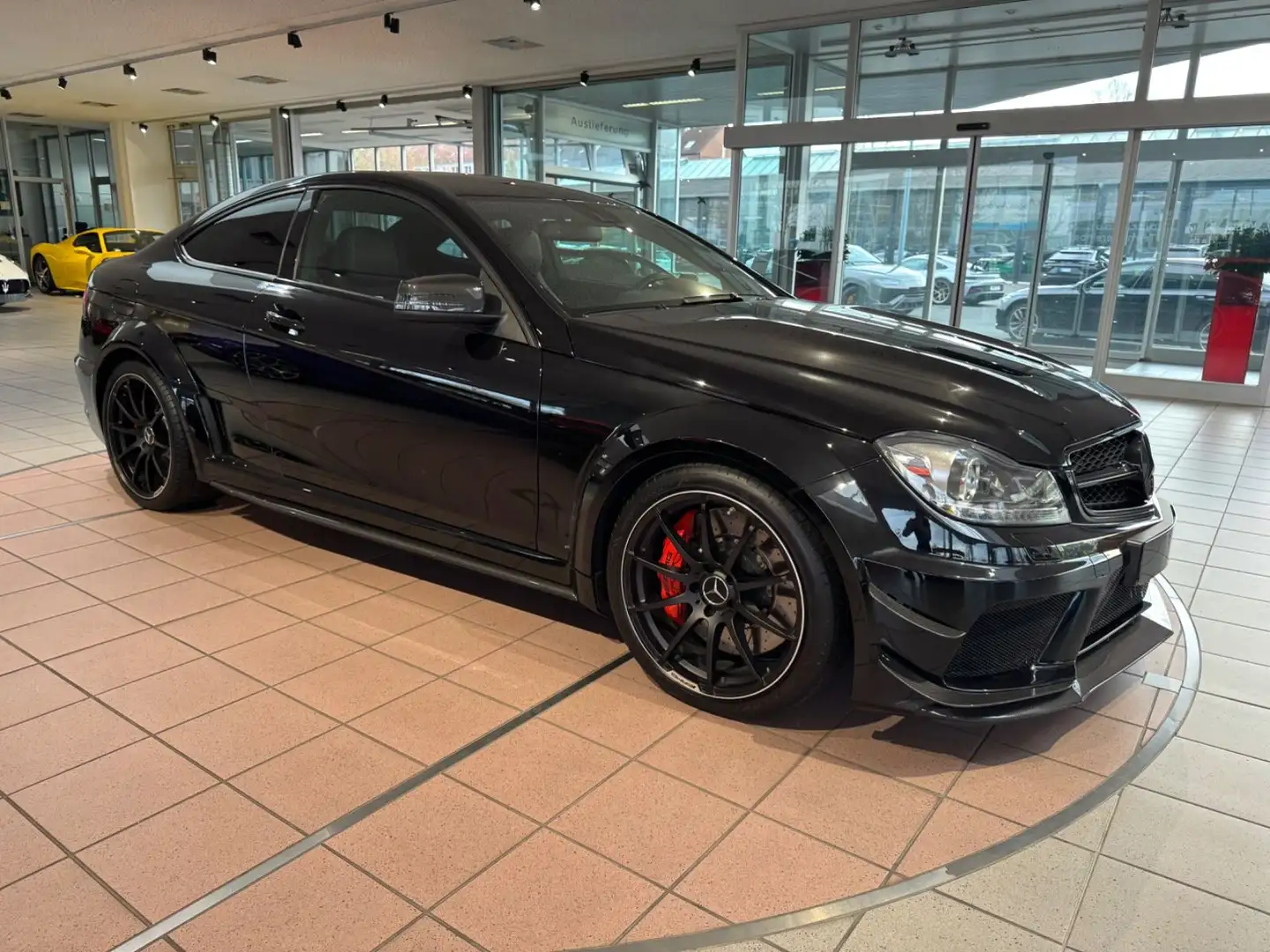 Mercedes-Benz C 63 AMG Coupé Black Series Schwarz - 2