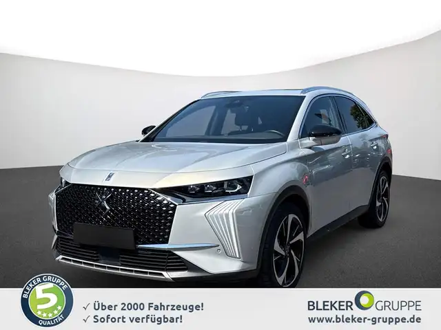 DS Automobiles DS 7 view 2