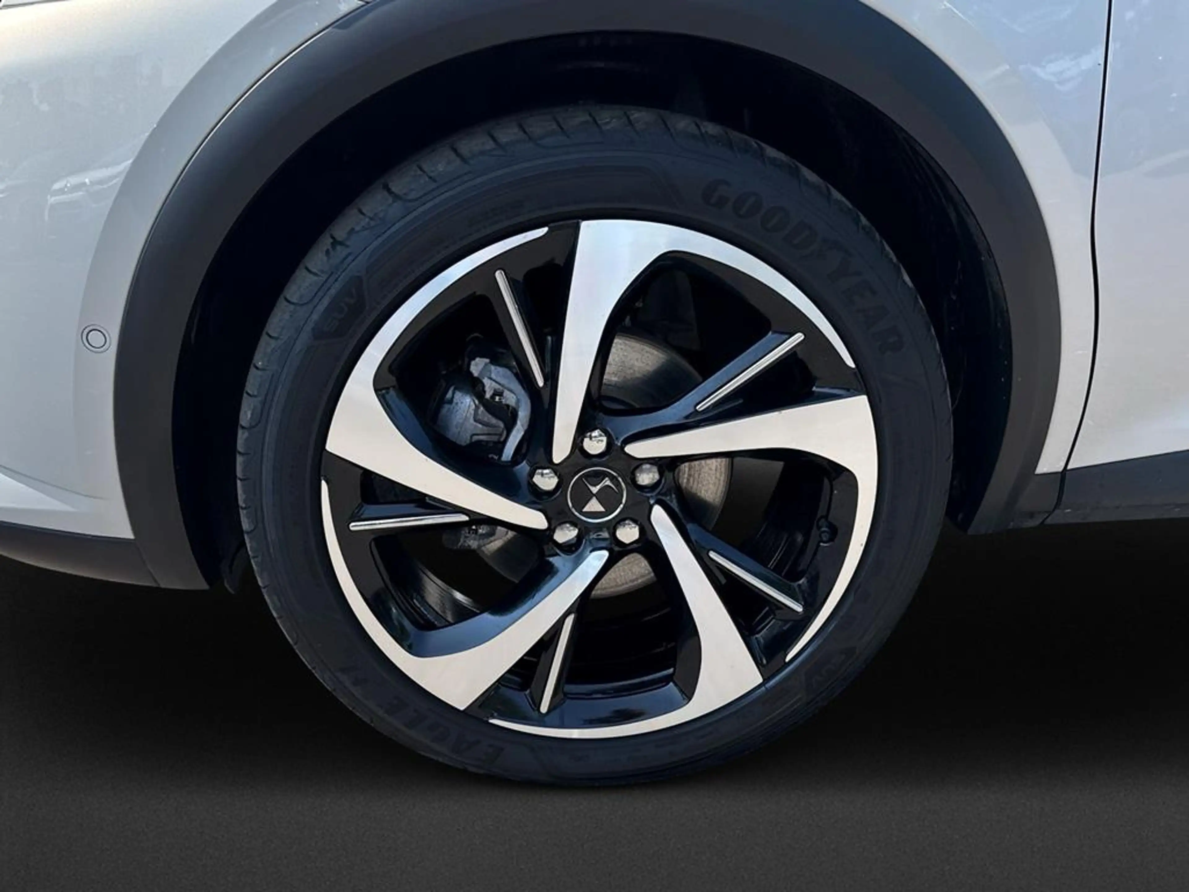 DS Automobiles DS 7 Opera — photo 9