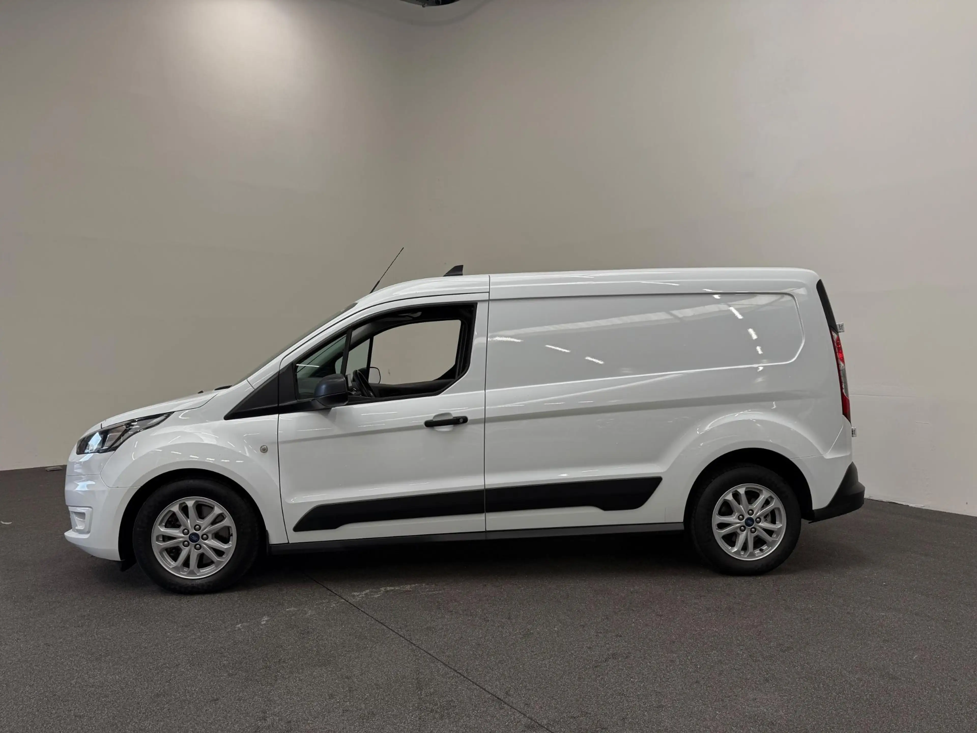 Ford Transit Connect 1.5 EcoBlue Automaat L2 Trend Navi Airco Parkeerse — photo 8