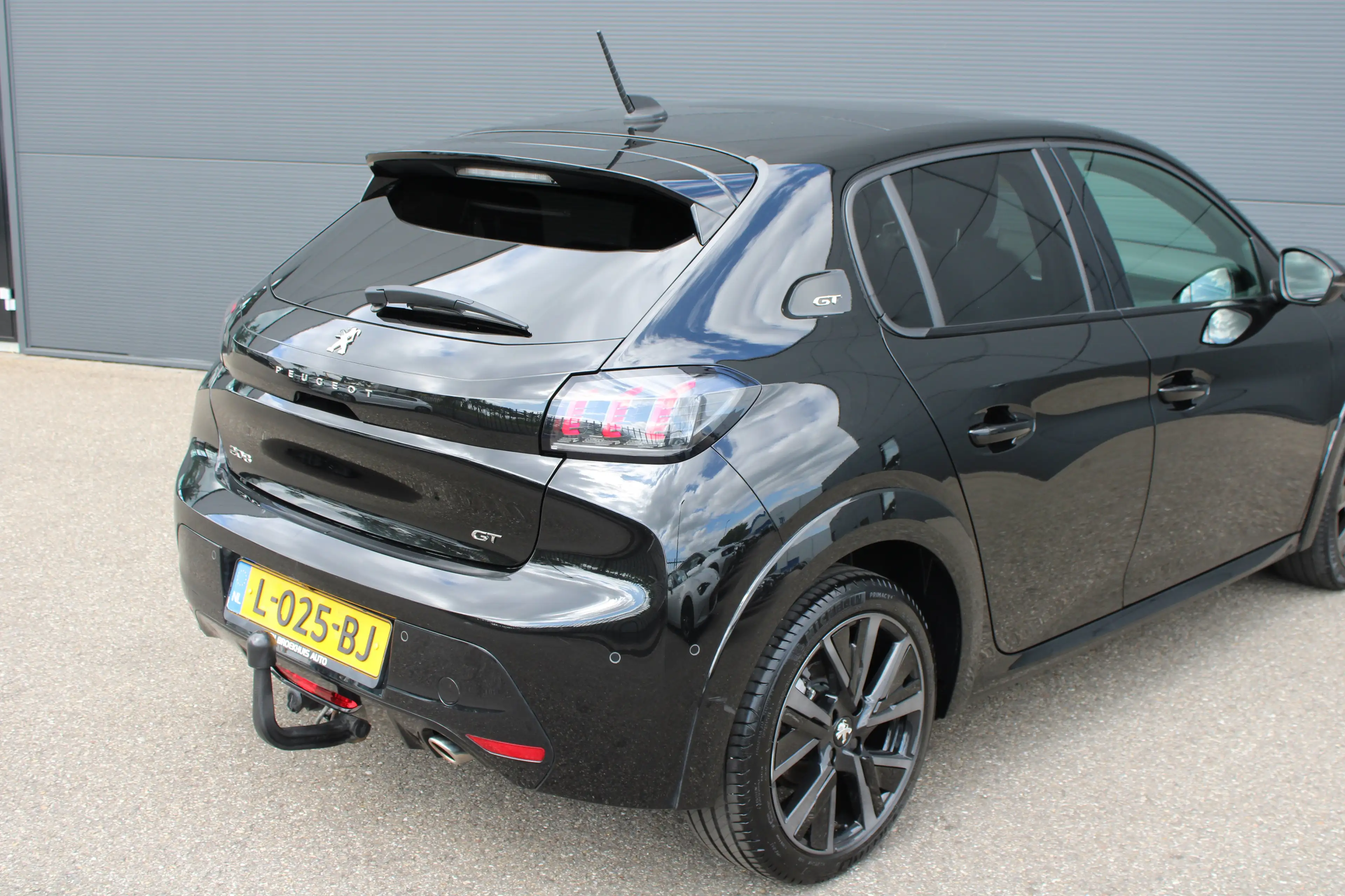 Peugeot 208 1.2 PureTech GT Pack | Navigatie | Camera | Panora — photo 11