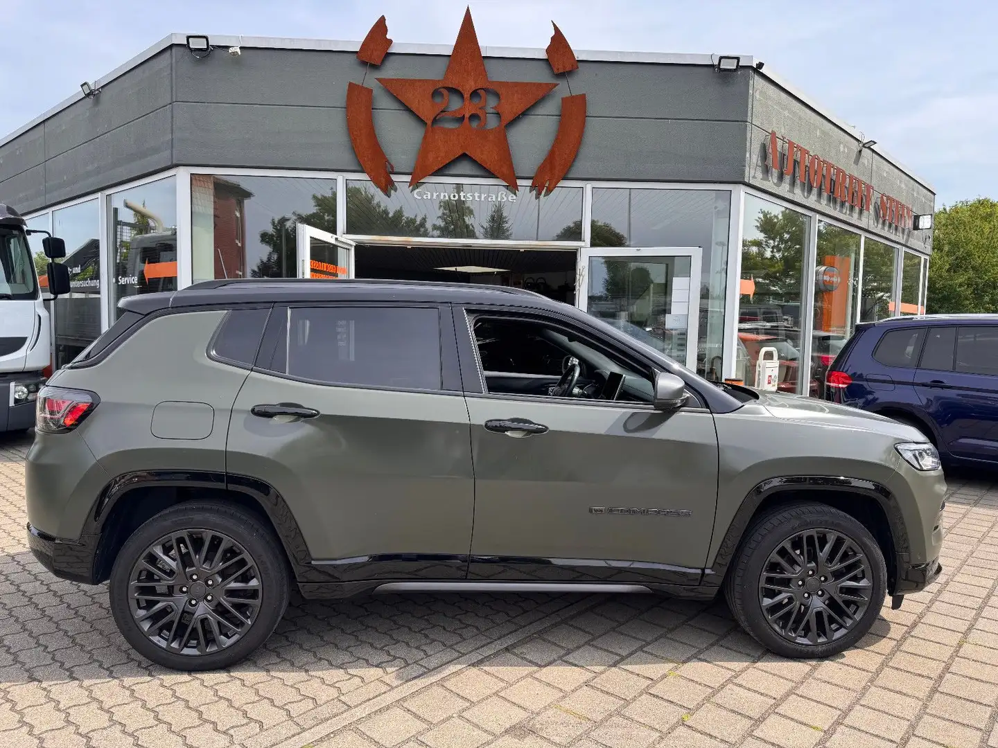 Jeep Compass 80th Sonderlack Verde - 1