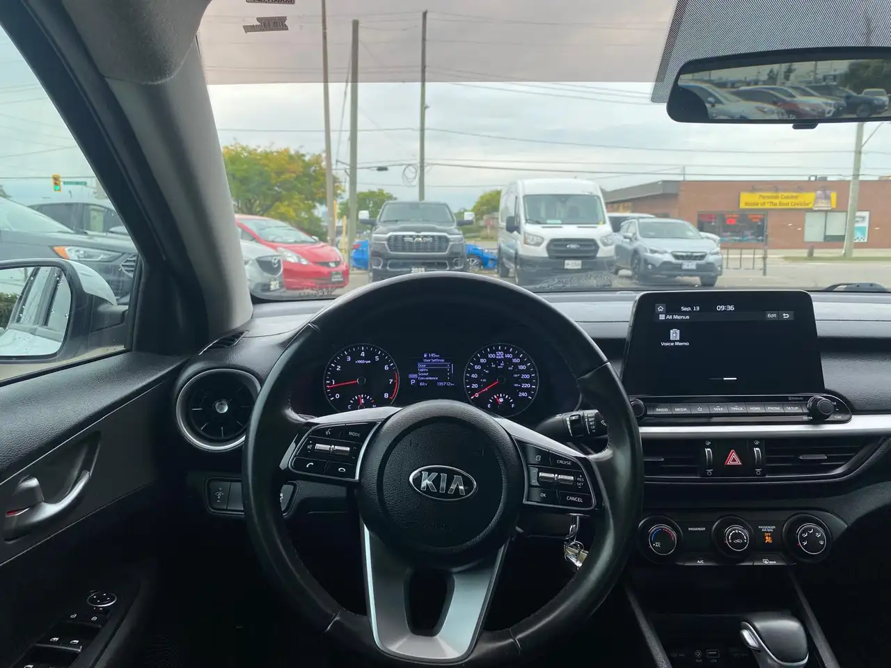 Kia Forte снимка Kia Forte