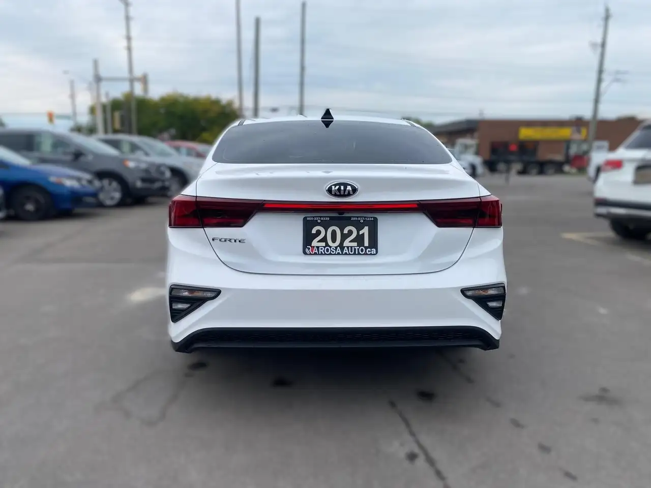 Kia Forte снимка Kia Forte