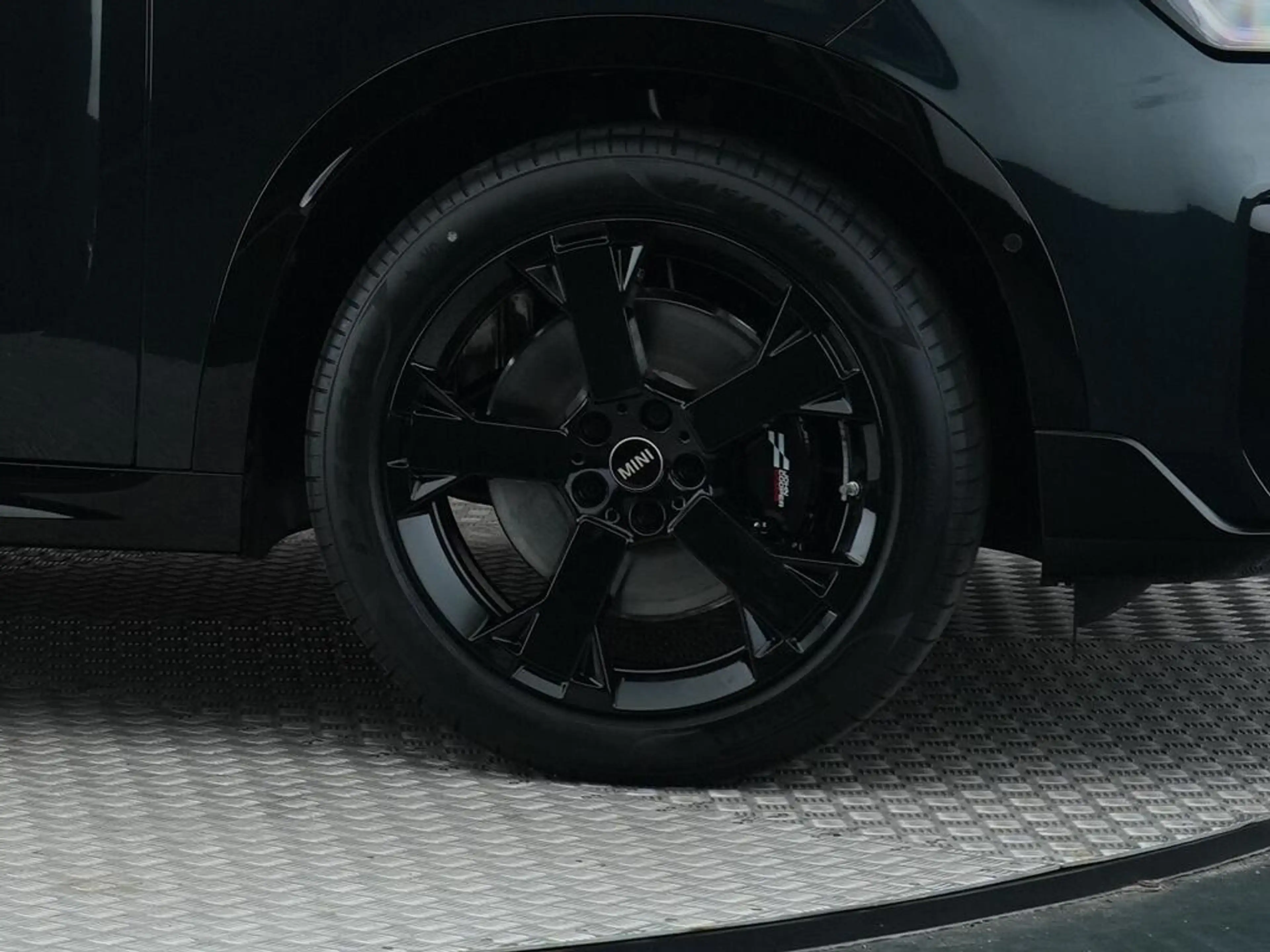 MINI John Cooper Works Countryman 1.5 C XL — photo 14