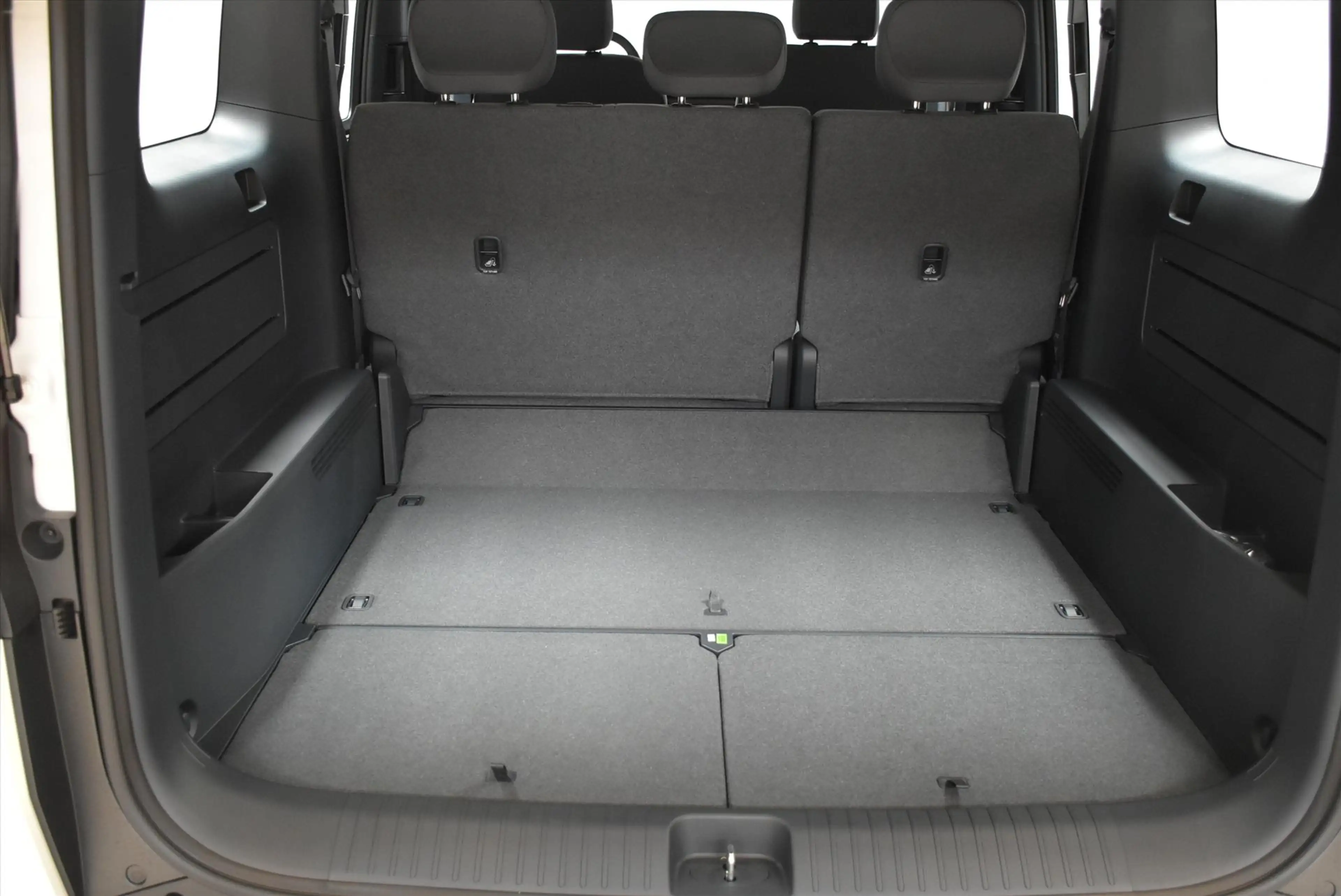 Kia PV5 Passenger 71,2 kWh Plus NIEUW — photo 13