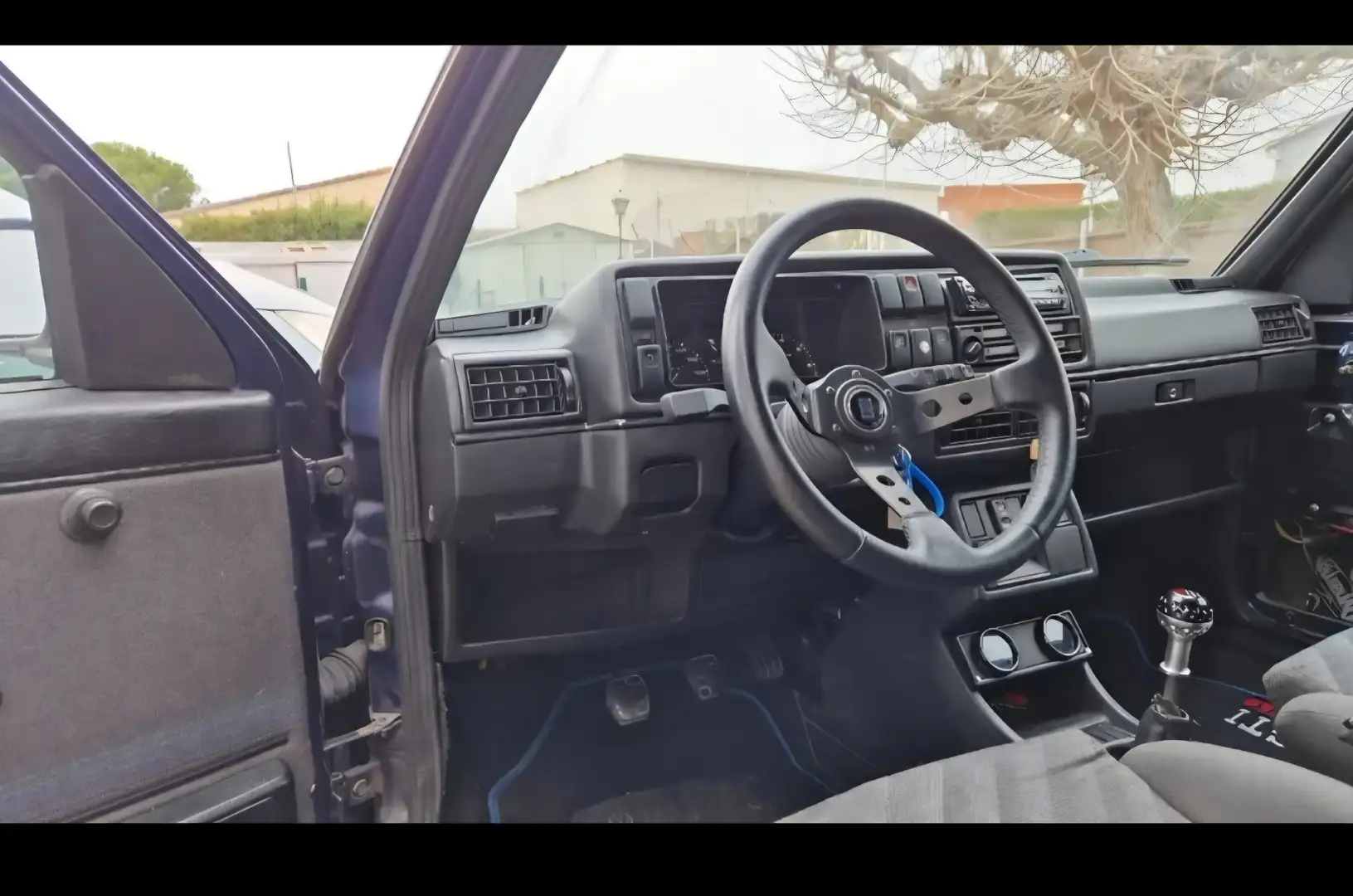 Volkswagen Golf GTI 1.8 A.A. 110 - 2