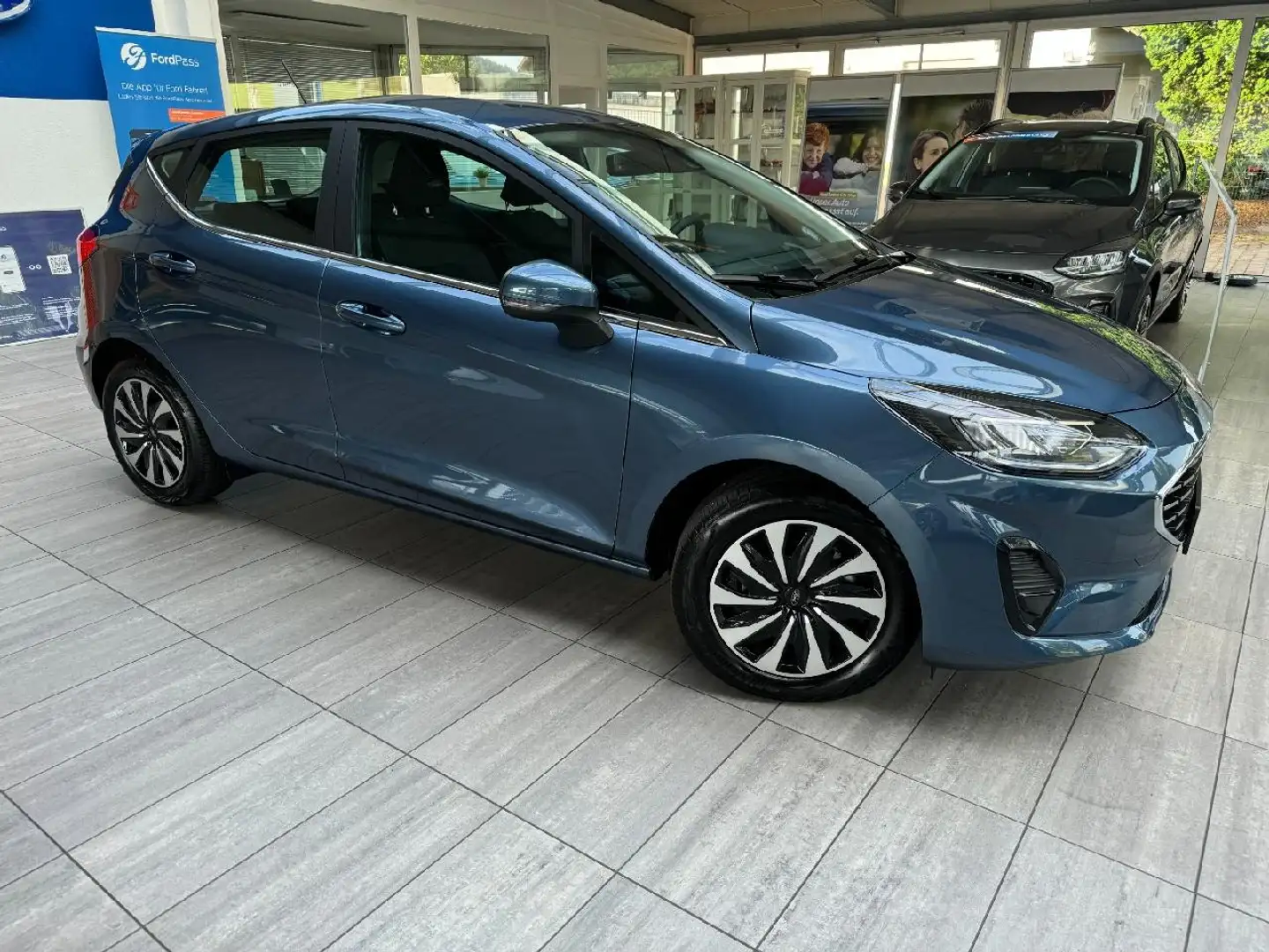 Ford Fiesta Fiesta 1.0 EcoBoost Hybrid Titanium (EURO 6d) - 1