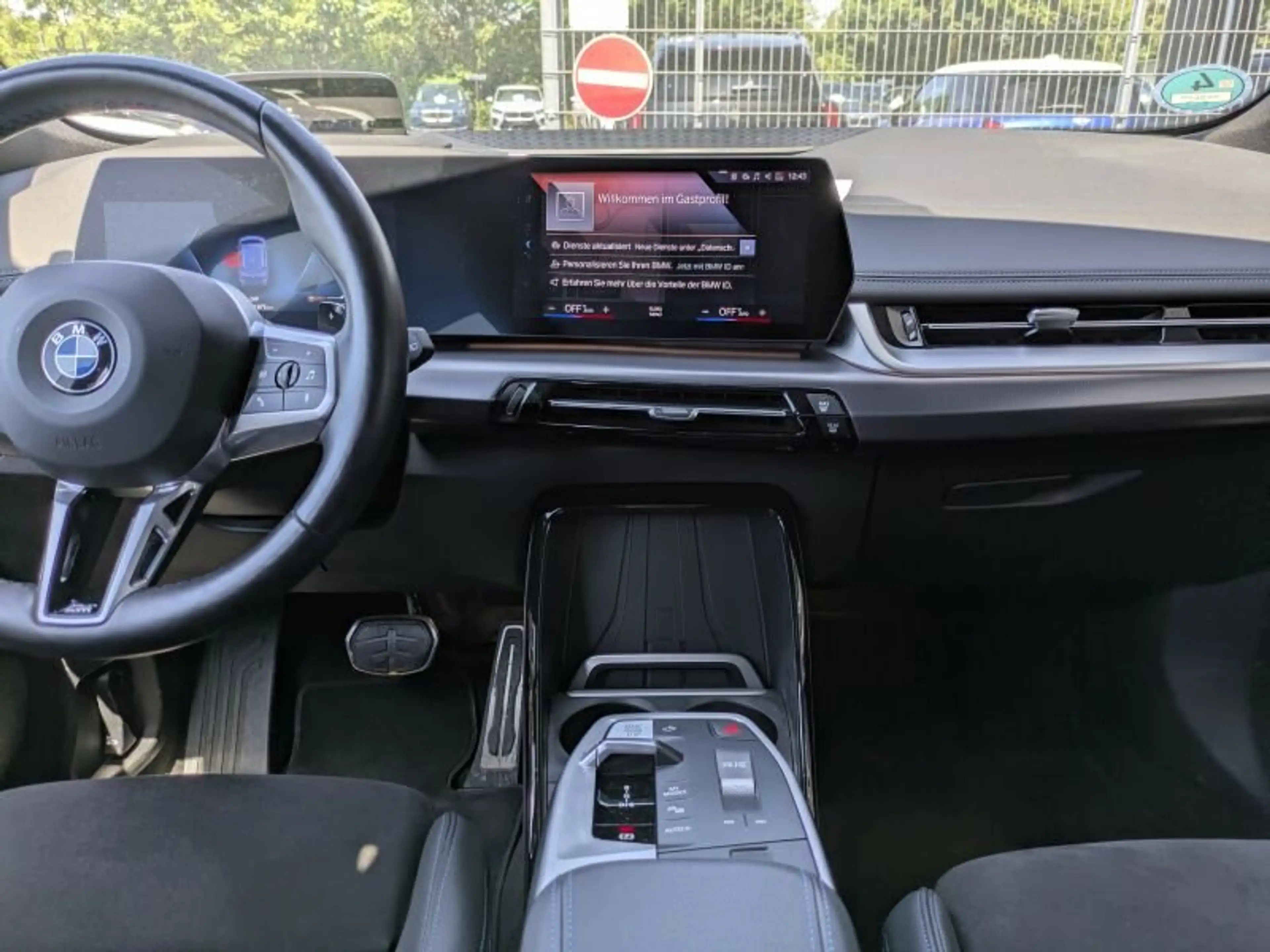 BMW 223 d xDrive Active Tourer M Sport — photo 11