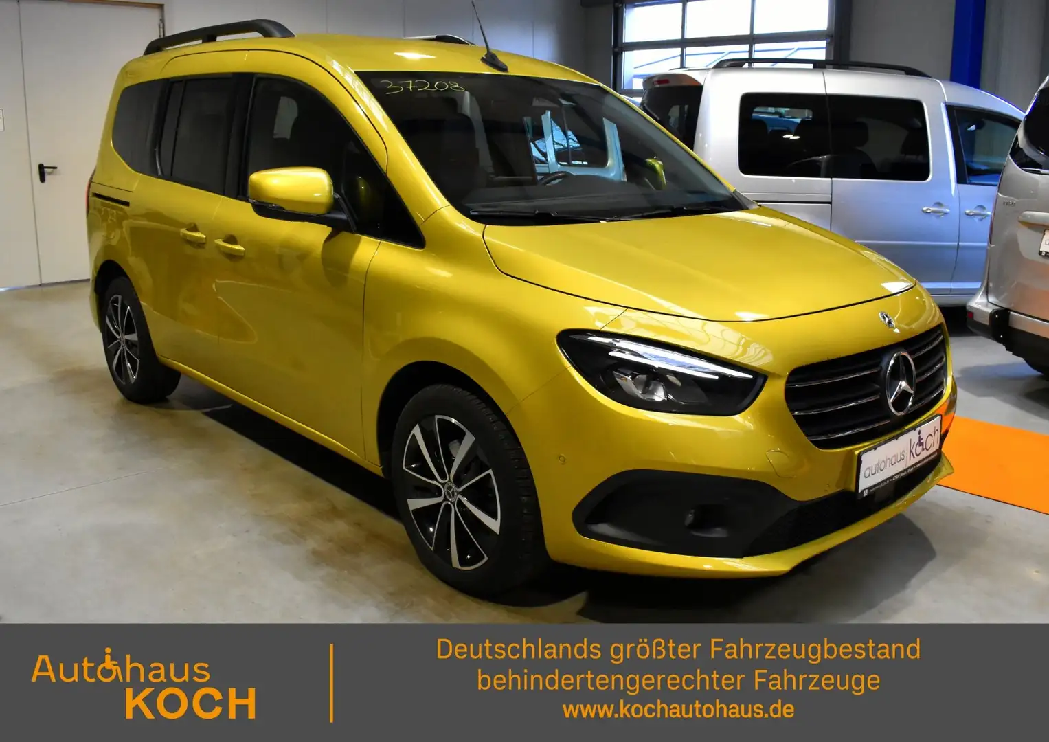 Mercedes-Benz T-Klasse 180 Style (EURO 6d) rollstuhlgerecht Gelb - 2