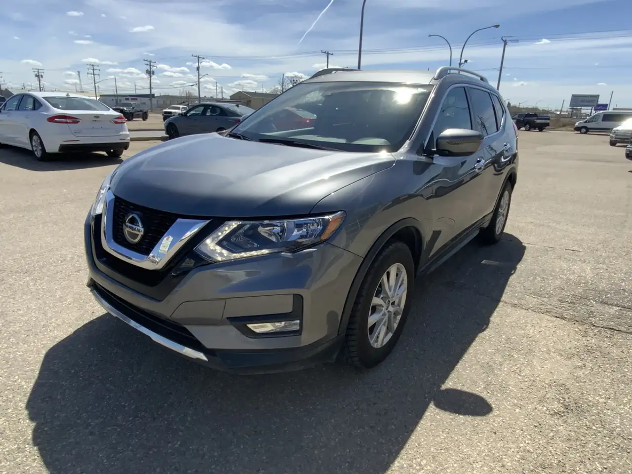 Nissan Rogue fotografie Nissan Rogue
