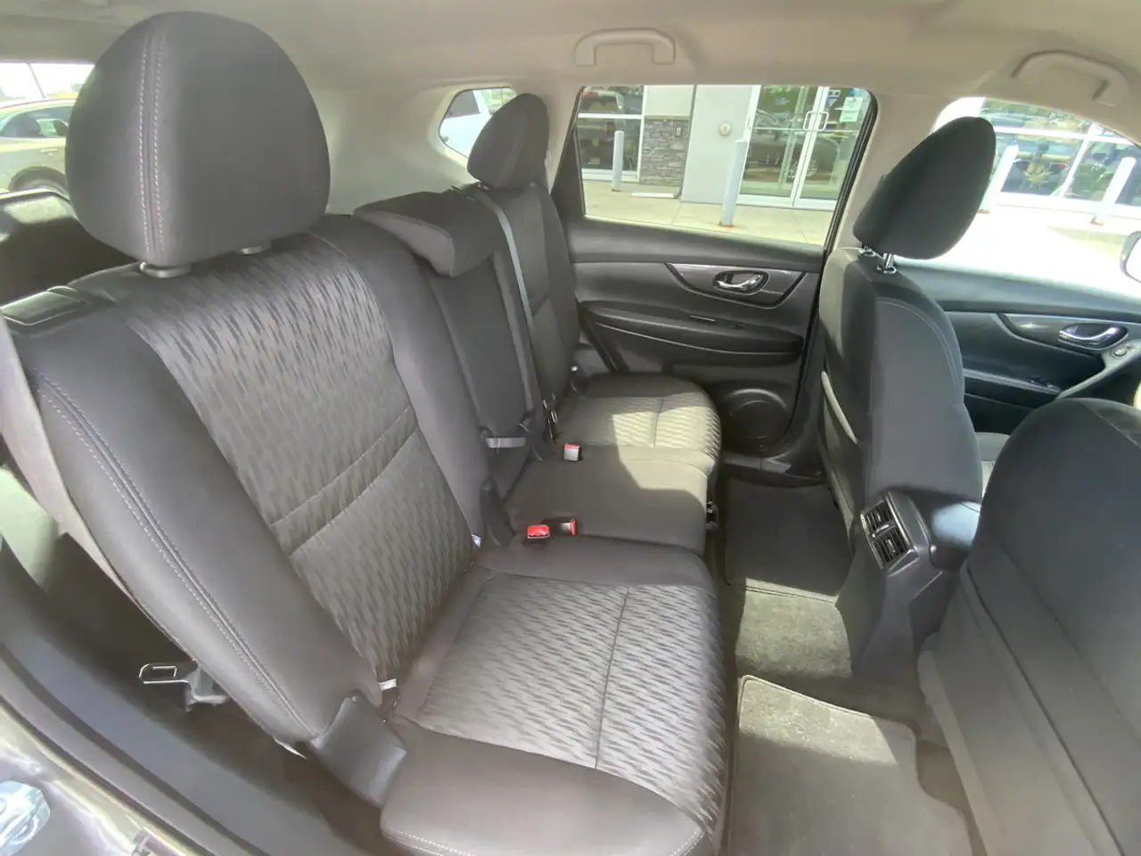 Nissan Rogue fotografie Nissan Rogue