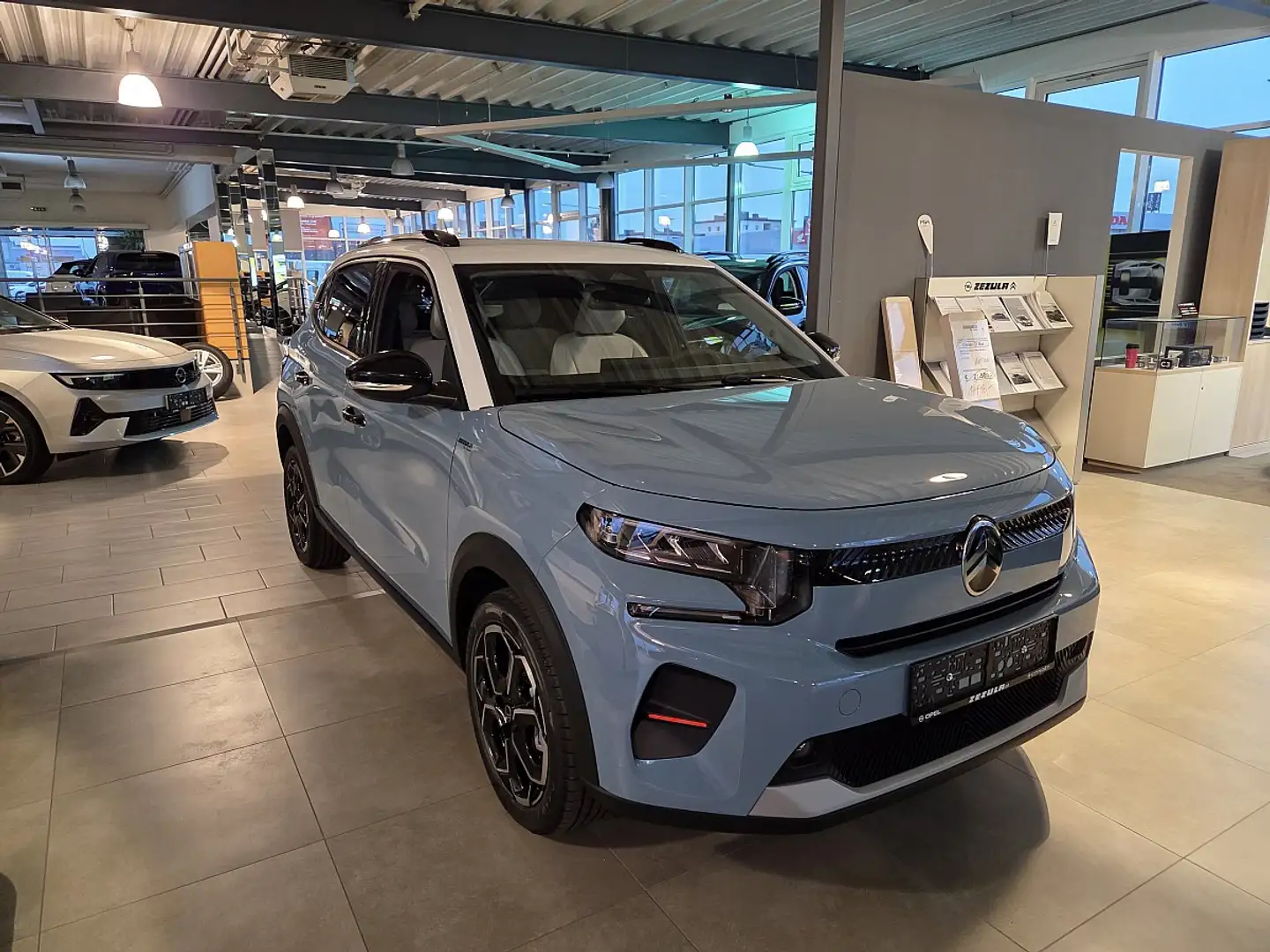 Citroen C3 PureTech 100 S&S 6-Gang-Manuell Max Blauw - 1